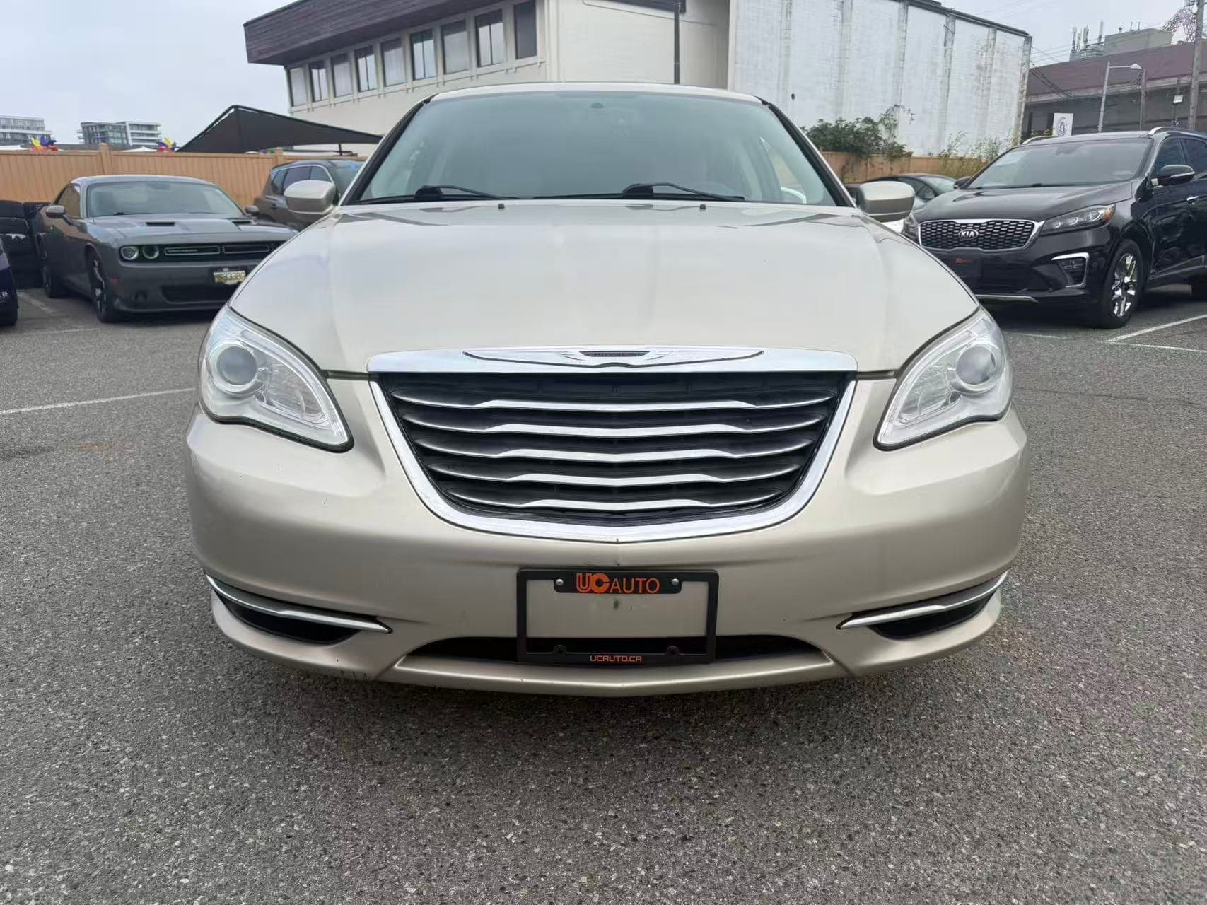 2013 Chrysler 200 4dr Sdn LX No Accidents, BC Local thumbnail 9