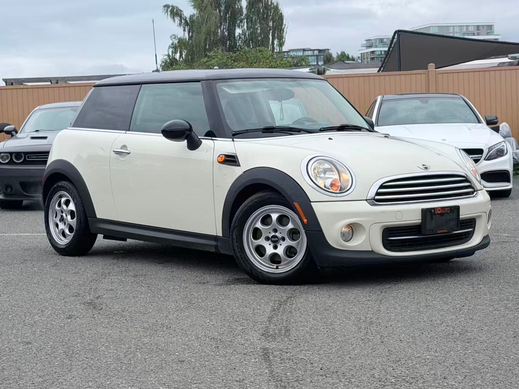 2013 MINI Cooper Knightsbridge Classic/ CLEAN TITLE/ BC LOCAL thumbnail 21