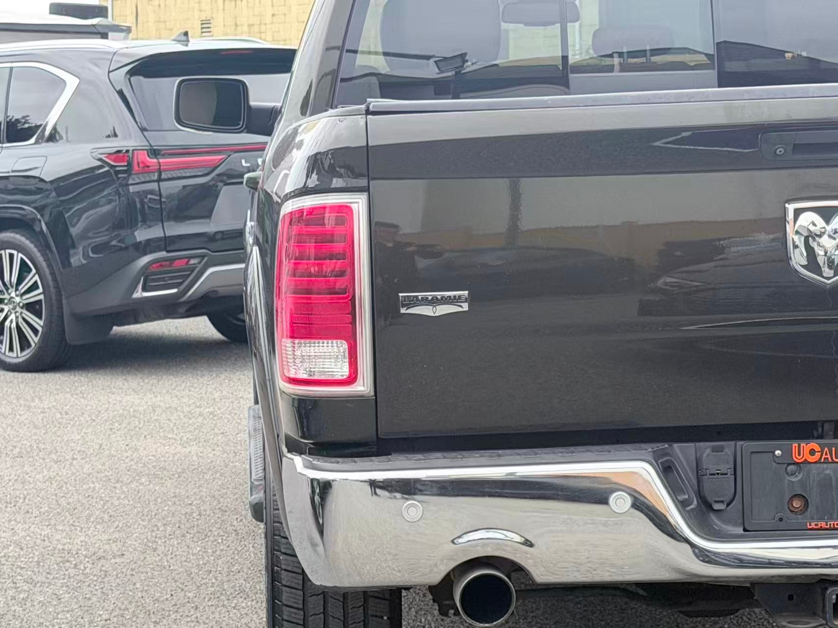 2014 Ram 1500 4WD Crew Cab 140.5" Laramie/ CLEAN TITLE/ VENTILATED SEATS thumbnail 29