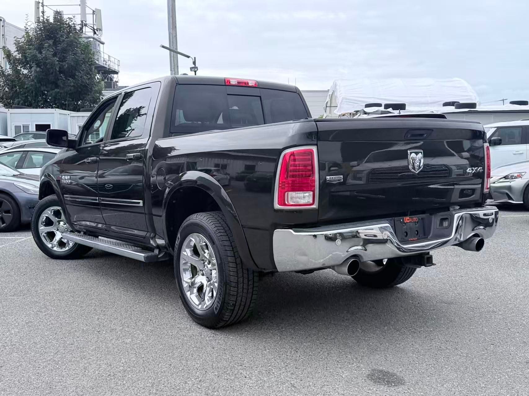 2014 Ram 1500 4WD Crew Cab 140.5" Laramie/ CLEAN TITLE/ VENTILATED SEATS thumbnail 7