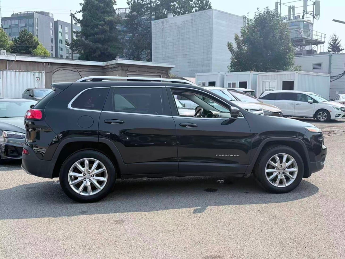 2015 Jeep Cherokee 4WD Limited/ NO ACCIDENT/ BC LOCAL thumbnail 4