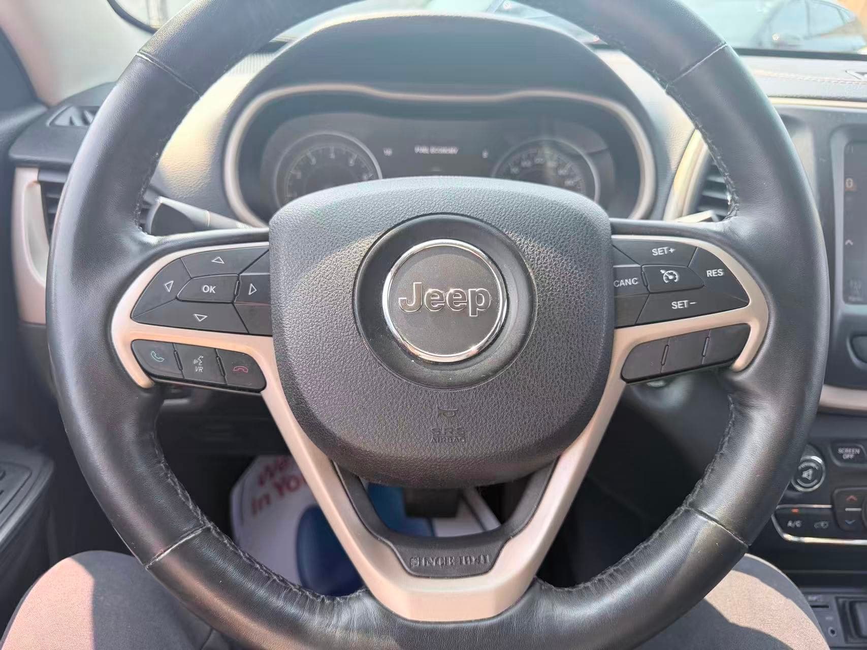 2015 Jeep Cherokee 4WD Limited/ NO ACCIDENT/ BC LOCAL thumbnail 10