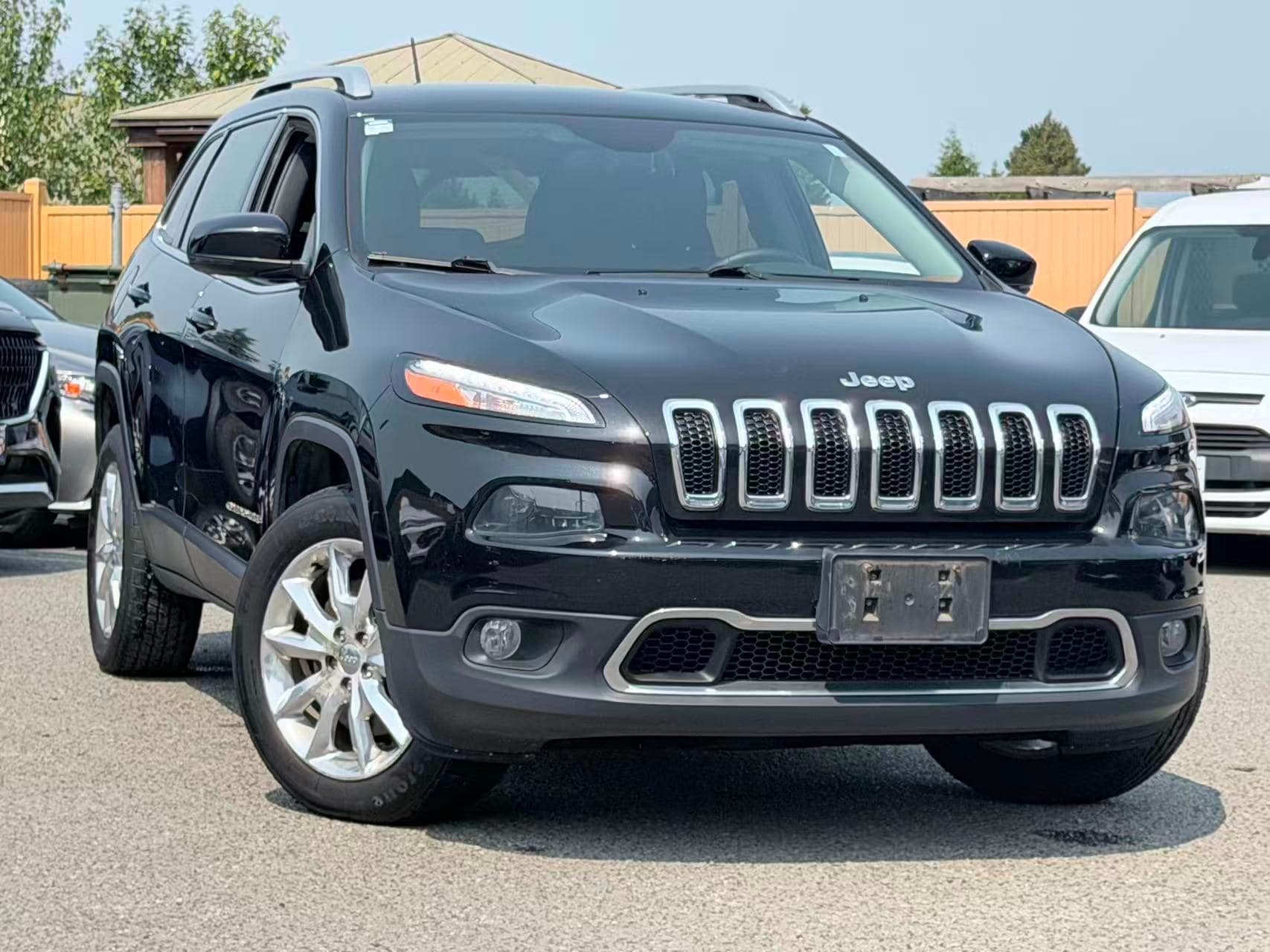 2015 Jeep Cherokee 4WD Limited/ NO ACCIDENT/ BC LOCAL thumbnail 3