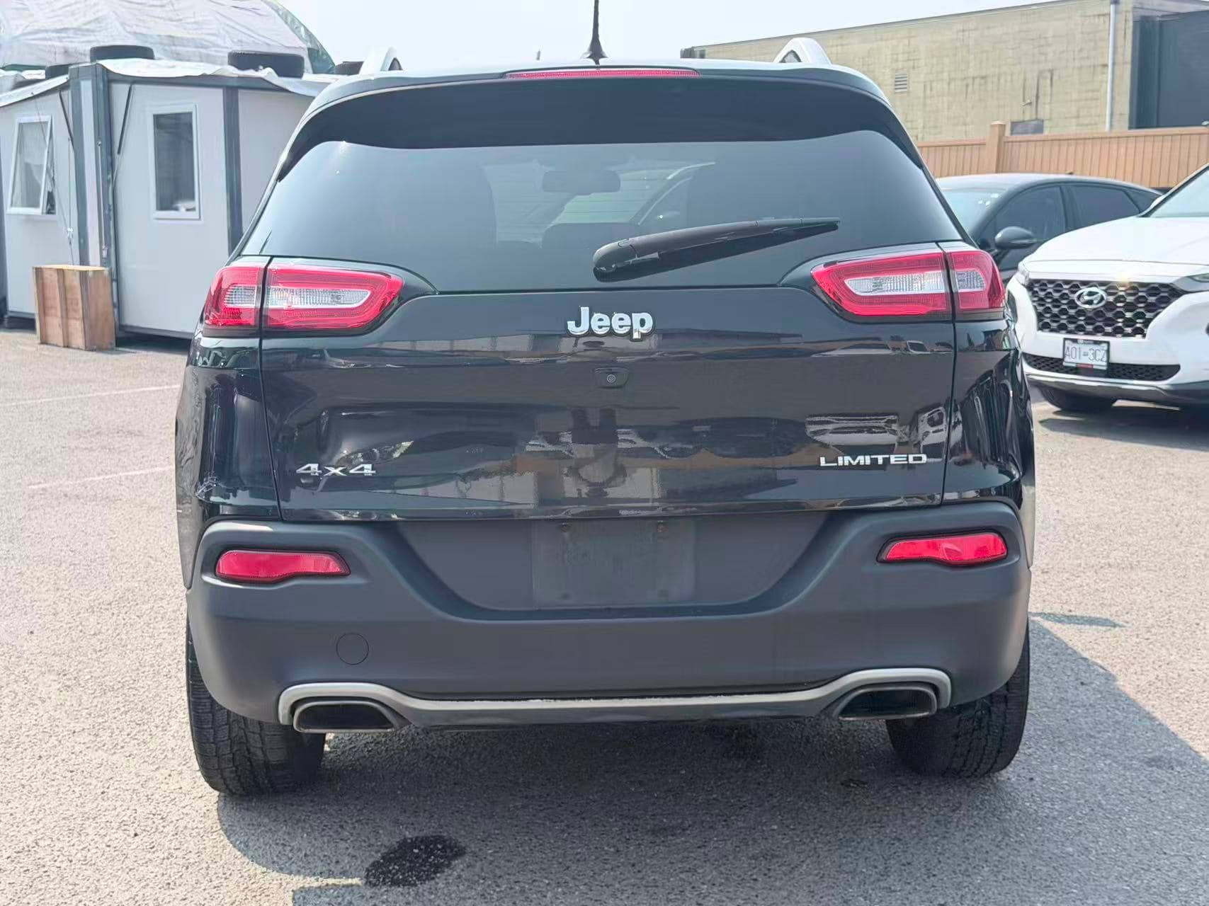 2015 Jeep Cherokee 4WD Limited/ NO ACCIDENT/ BC LOCAL thumbnail 6