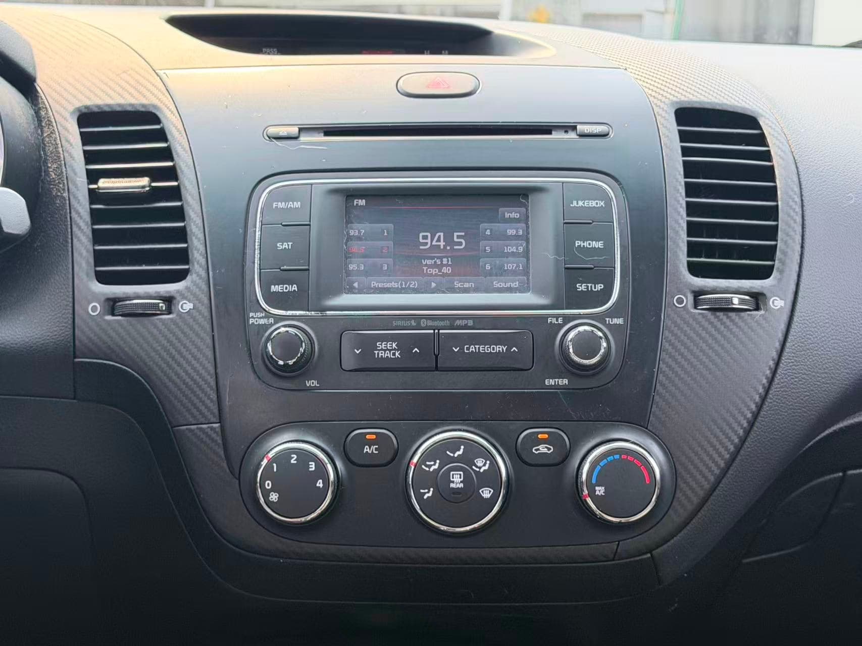 2015 Kia Forte 5-Door Auto LX+ thumbnail 14