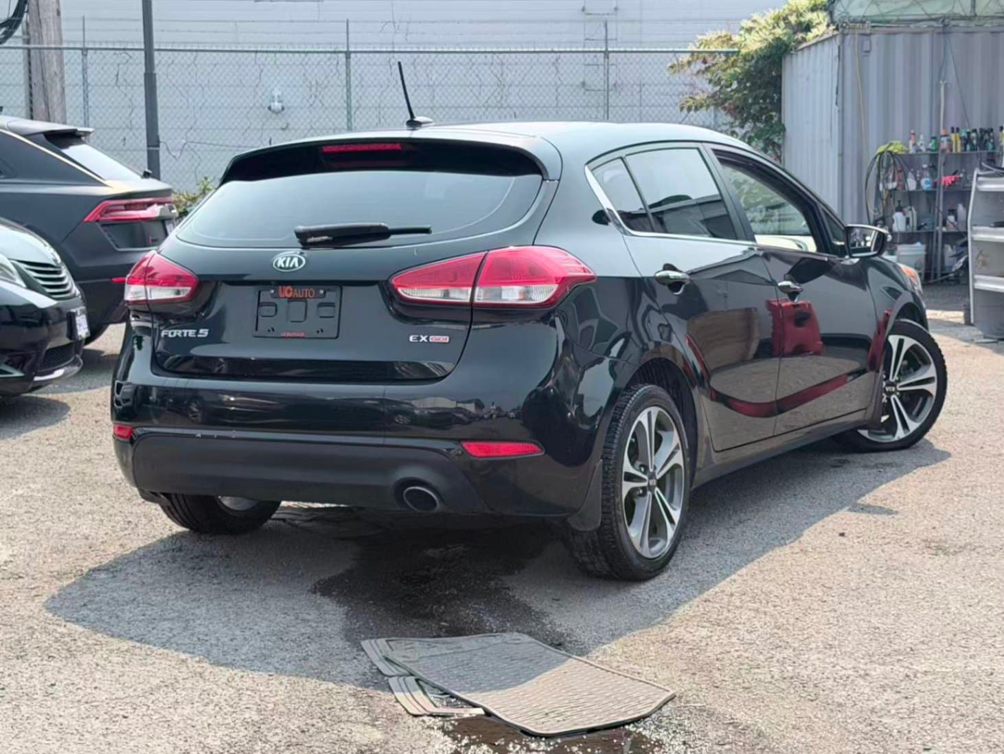 2015 Kia Forte 5-Door Auto LX+ thumbnail 5