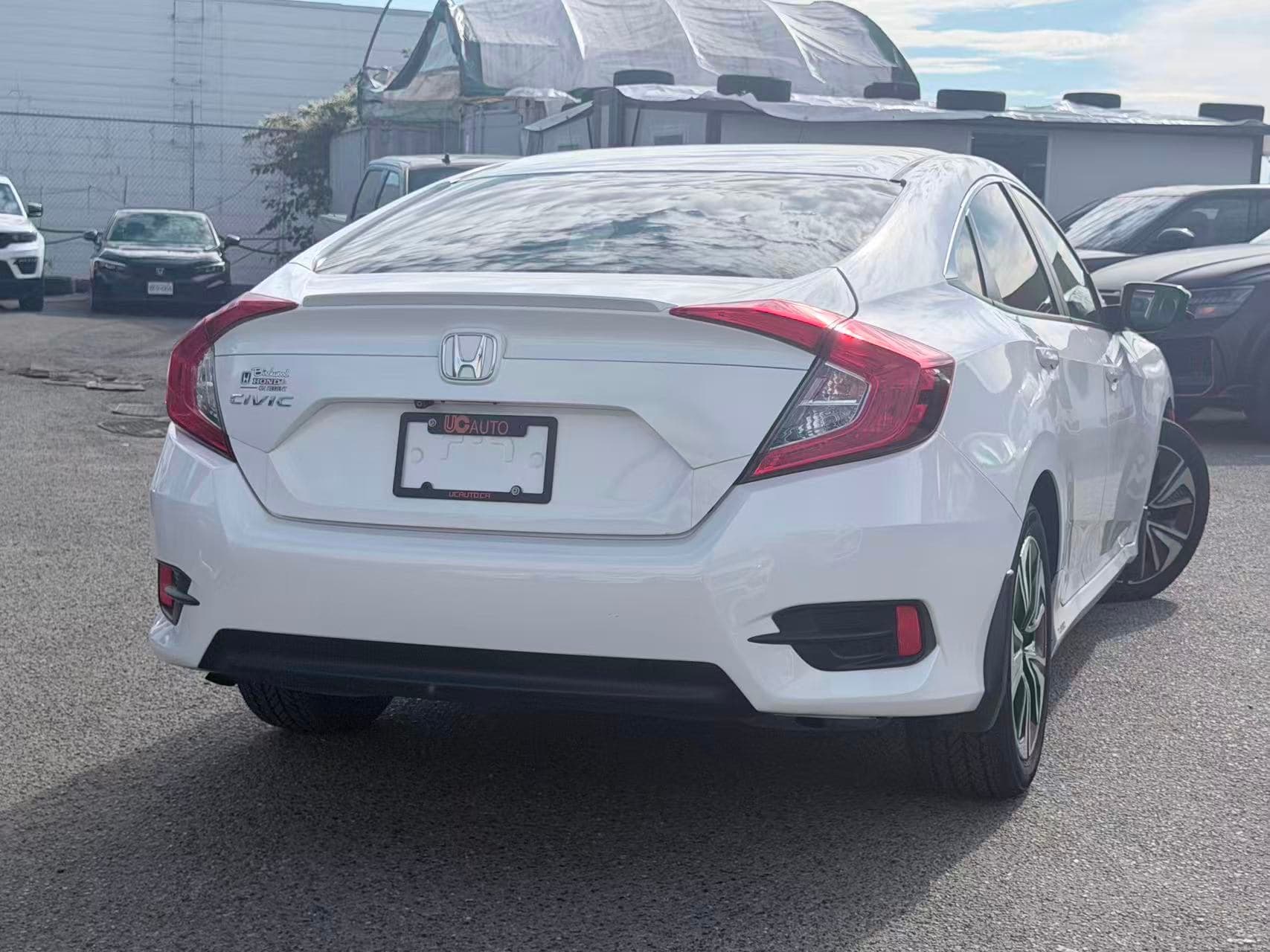 2016 Honda Civic EX-T/ CLEAN TITLE/ LOW MILEAGE thumbnail 27