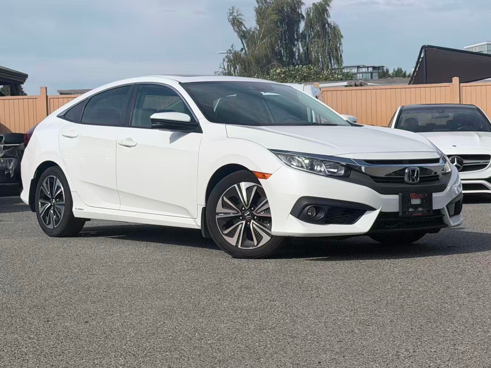 2016 Honda Civic EX-T/ CLEAN TITLE/ LOW MILEAGE thumbnail 22