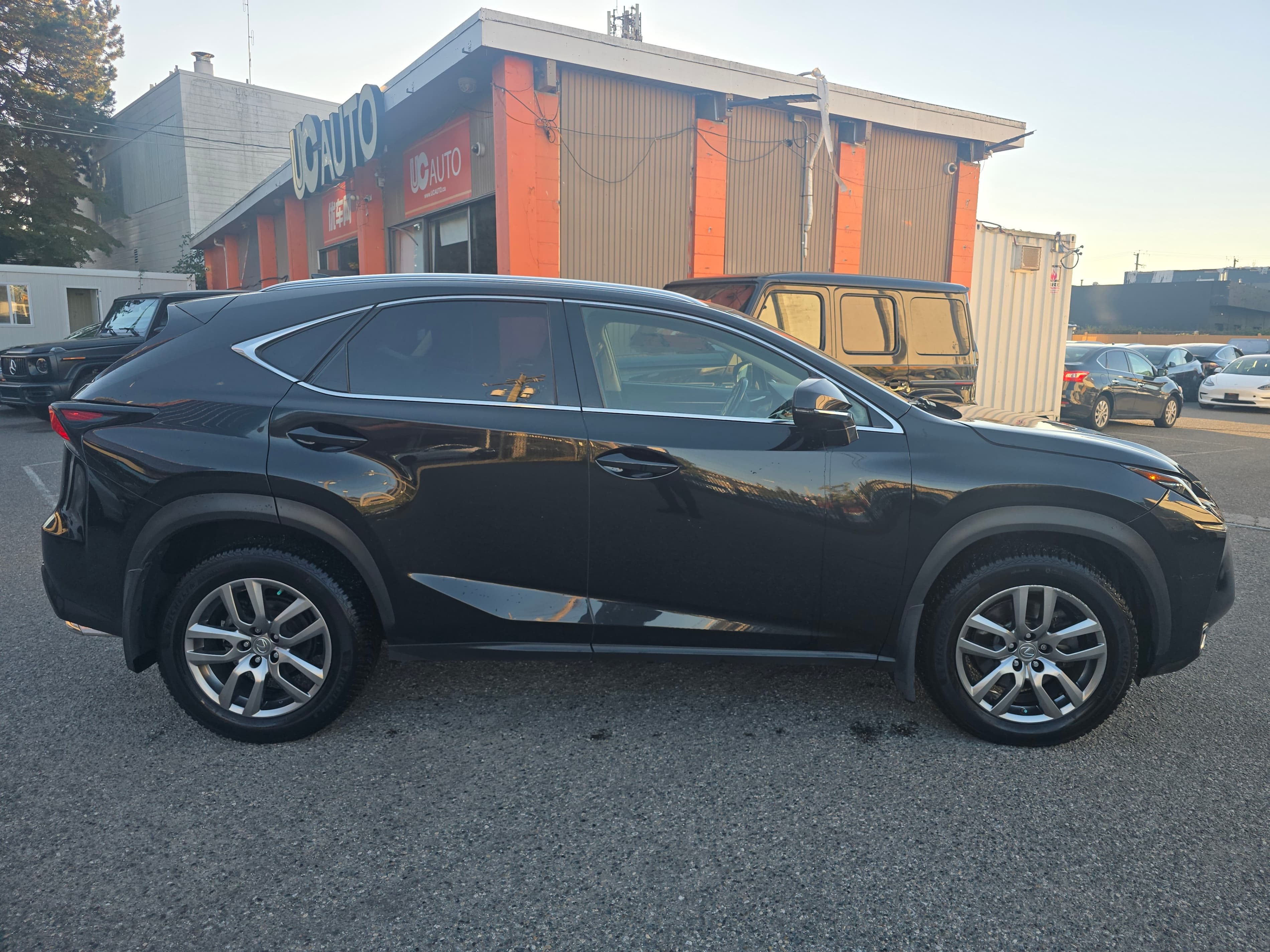 2016 Lexus NX 200t AWD/ LUXURY/ NAVIGATION SYSTEM/ VENTILAED SEATS thumbnail 7