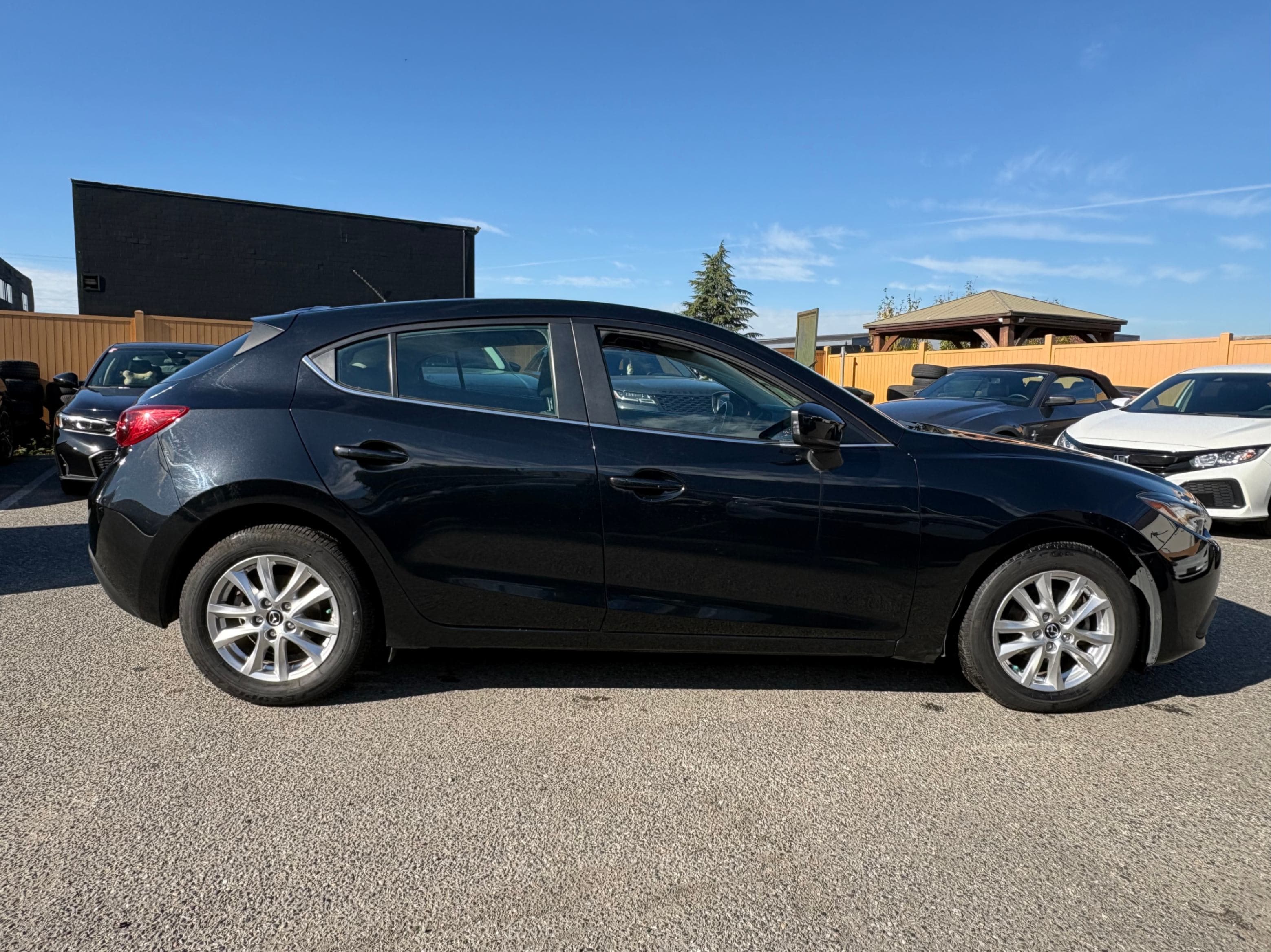 2016 Mazda Mazda3 4dr HB Sport GS thumbnail 7