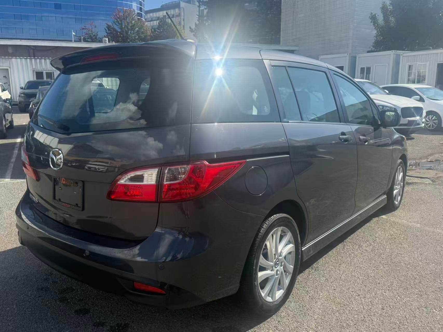2016 Mazda Mazda5 Touring/ CLEAN TITLE/ BC LOCAL thumbnail 5