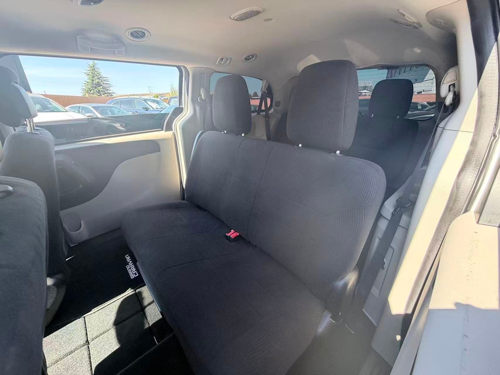 2017 Dodge Grand Caravan Canada Value Package/ NO ACCIDENT/ LOW MILEAGE thumbnail 18