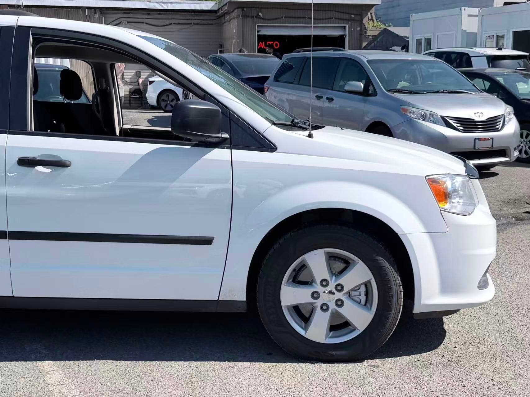 2017 Dodge Grand Caravan Canada Value Package/ NO ACCIDENT/ LOW MILEAGE thumbnail 26