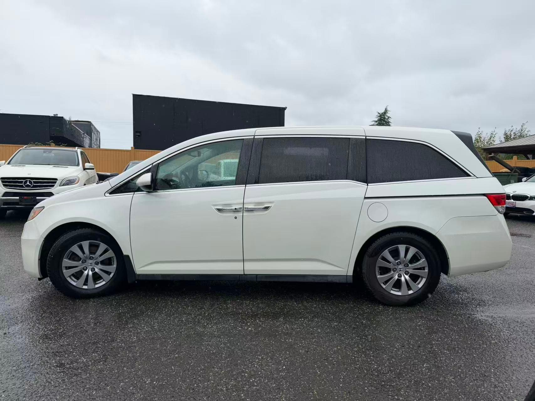 2017 Honda Odyssey EX-L w/RES/ NO ACCIDENT/ POWER SUNROOF thumbnail 8
