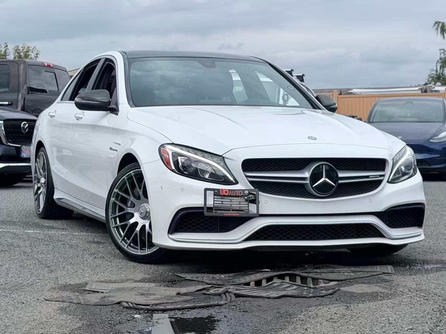 2017 Mercedes-Benz C-Class AMG C 63 RWD/ NO ACCIDENT/ BC LOCAL thumbnail 3