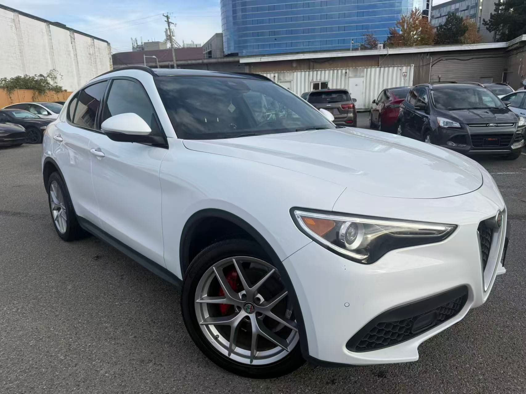 2018 Alfa Romeo Stelvio Ti Sport AWD NO ACCIDENTS/BC LOCAL CAR thumbnail 4