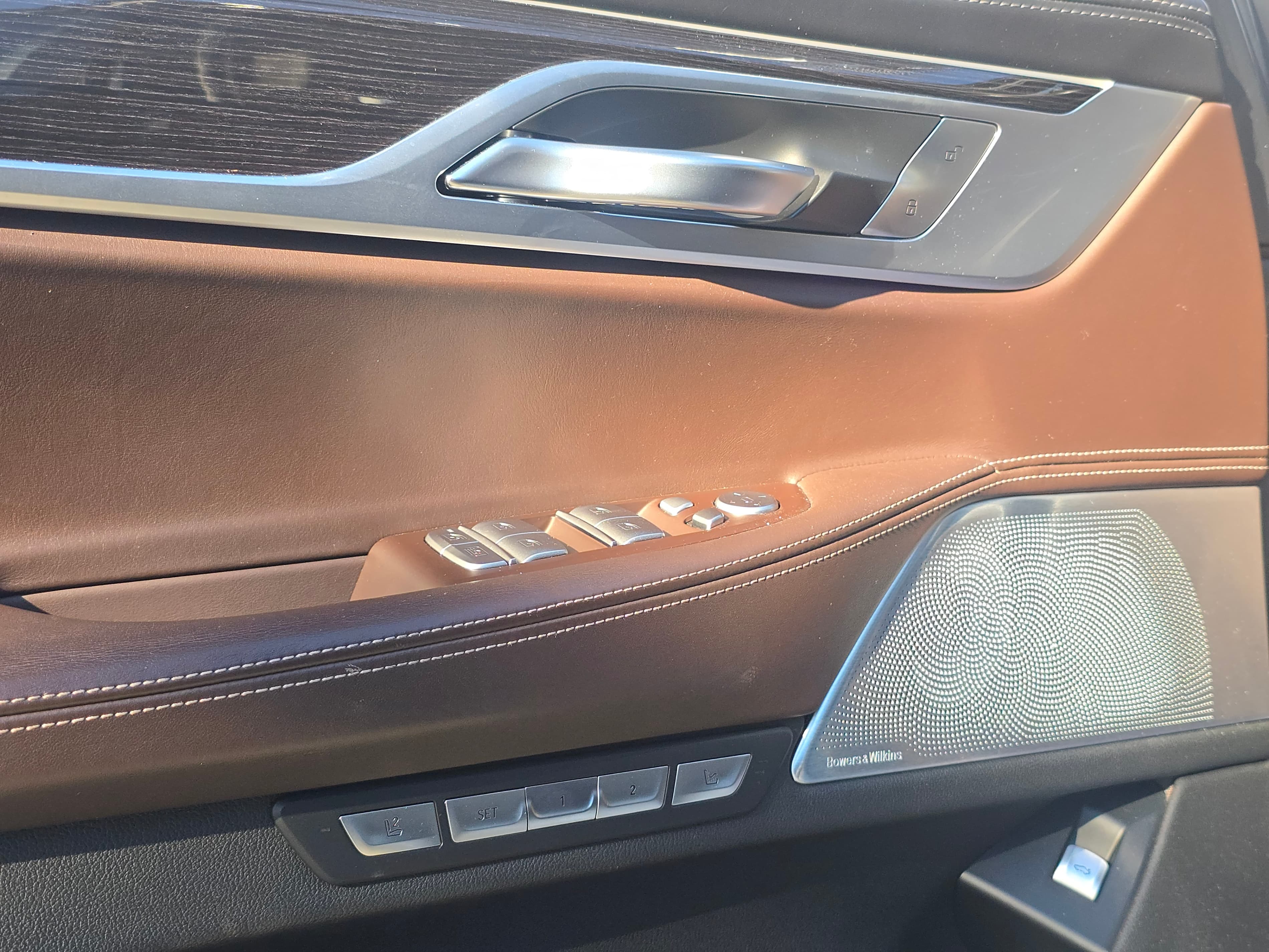 2018 BMW 7-Series M760Li xDrive Sedan thumbnail 28