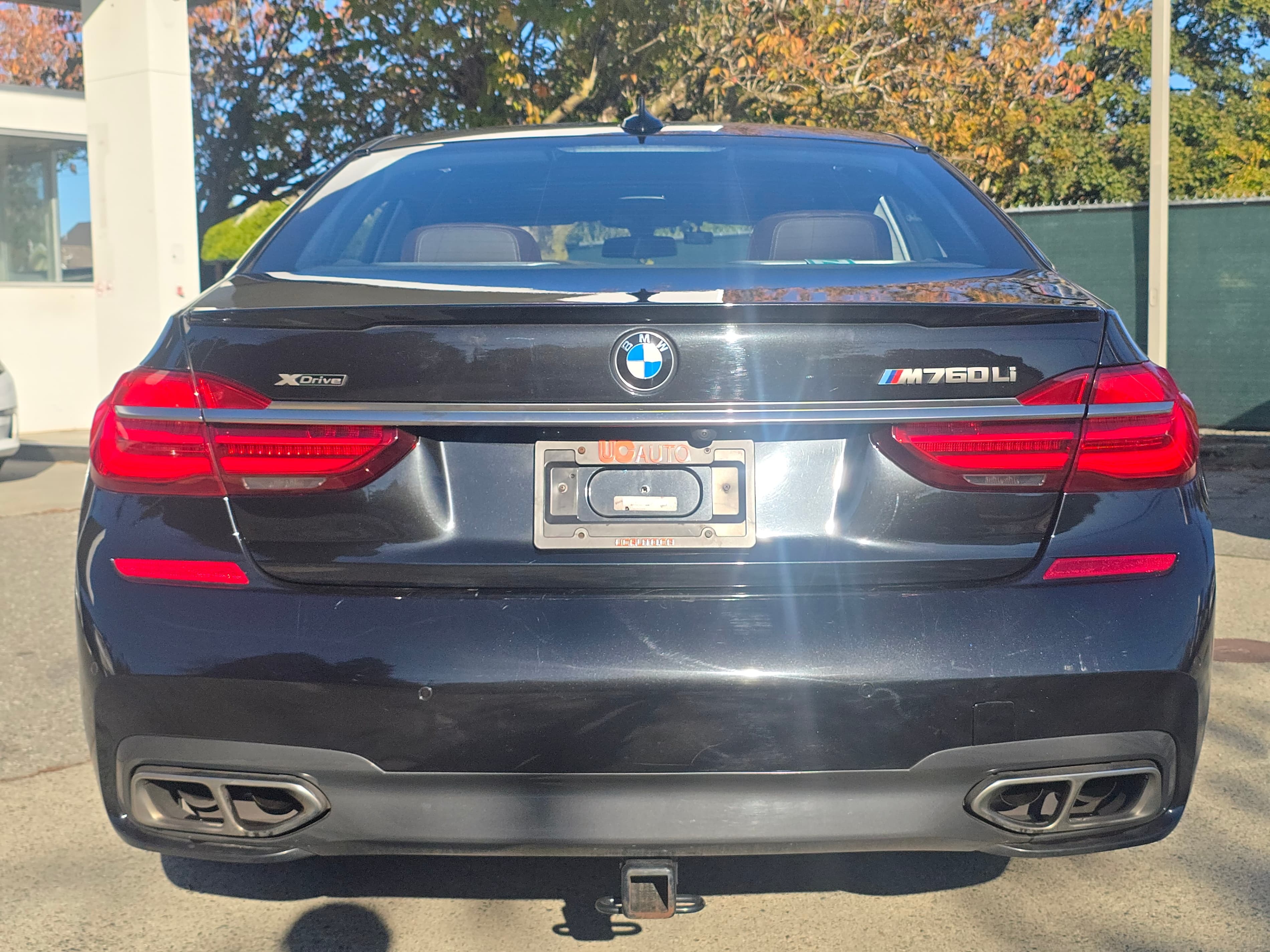 2018 BMW 7-Series M760Li xDrive Sedan thumbnail 5