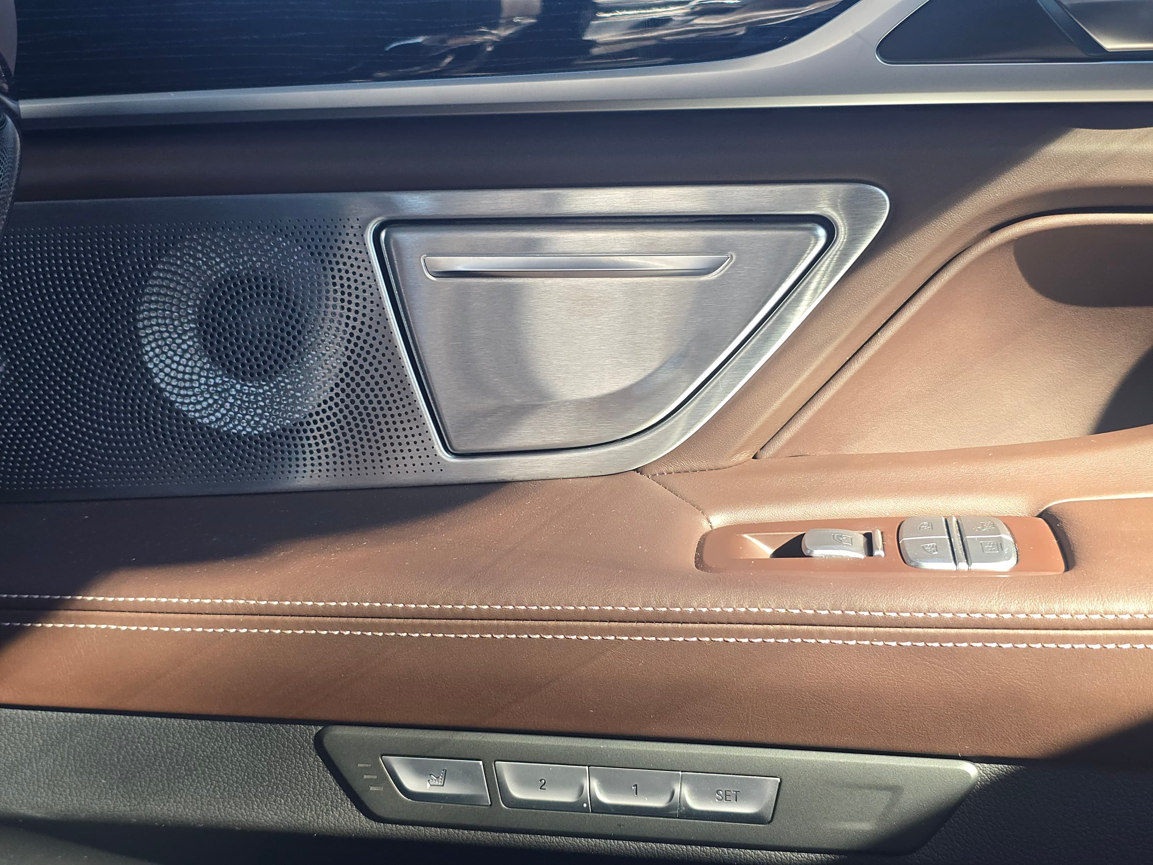 2018 BMW 7-Series M760Li xDrive Sedan thumbnail 24