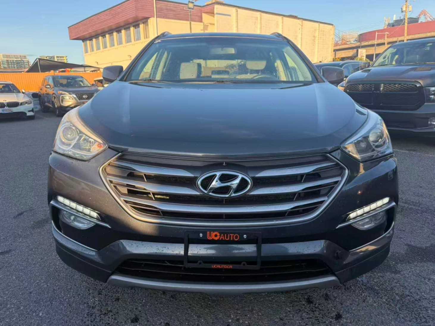 2018 Hyundai Santa Fe Sport 2.4L AWD Clean title thumbnail 3