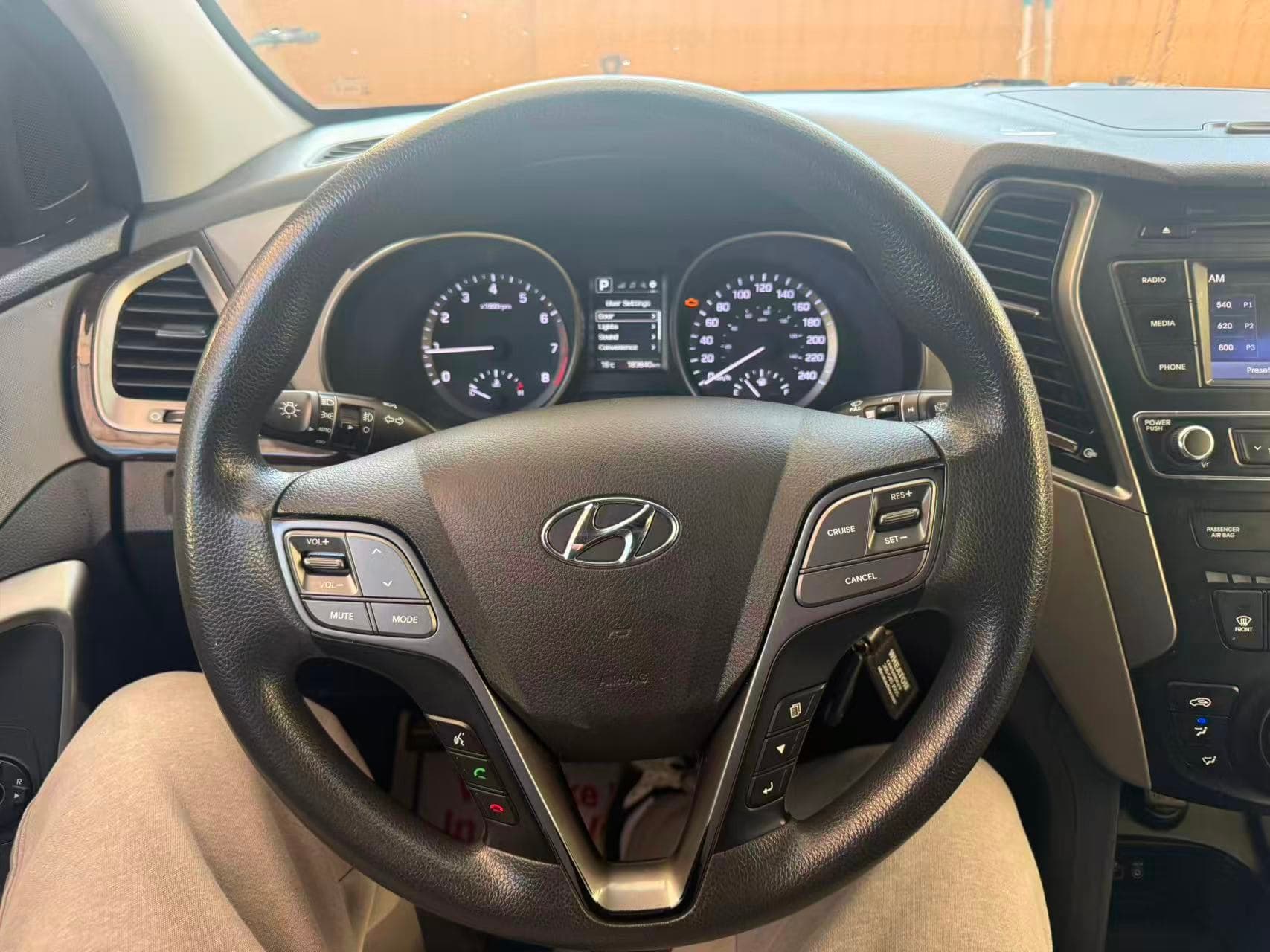 2018 Hyundai Santa Fe Sport 2.4L AWD Clean title thumbnail 11