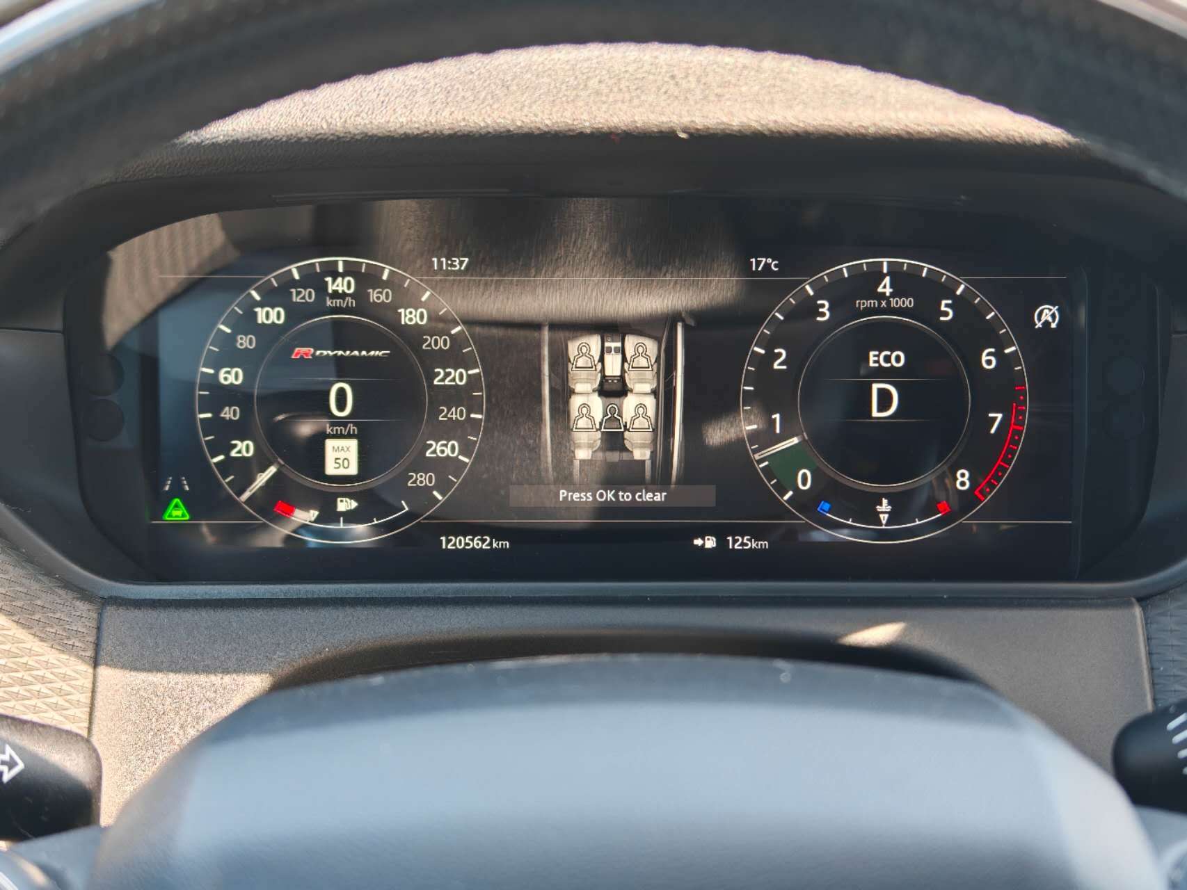 2018 Land Rover Range Rover Velar P380 SE/ NO ACCIDENT/ BC LOCAL thumbnail 9