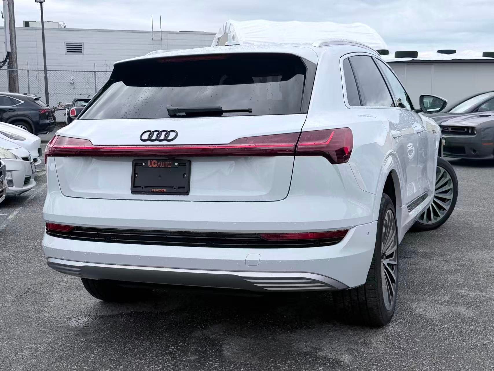 2019 Audi e-tron Technik quattro/ CLEAN TITLE/ BC LOCAL thumbnail 27