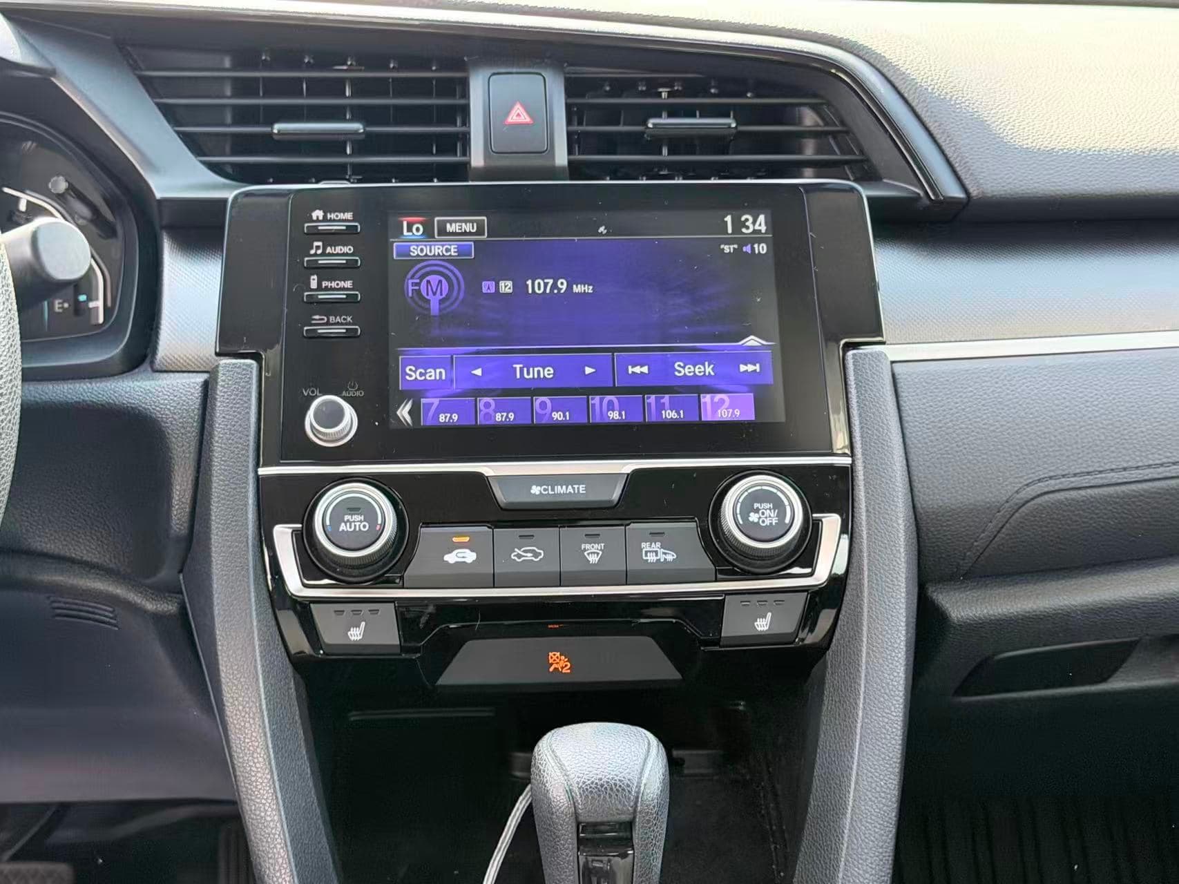 2019 Honda Civic LX CVT/ CLEAN TITLE/ BC LOCAL thumbnail 9