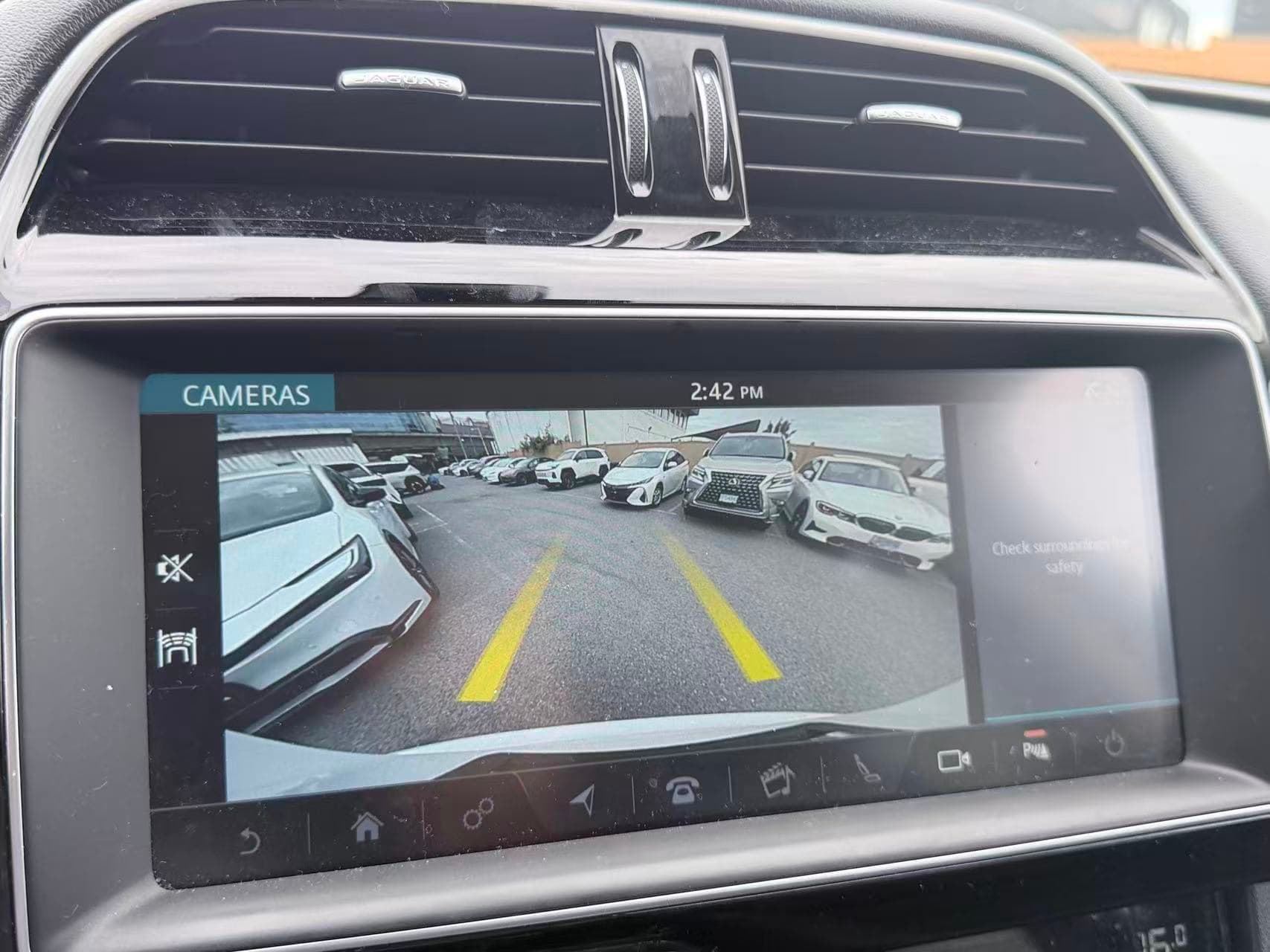 2019 Jaguar F-PACE 25t AWD Premium/ CLEAN TITLE/ BC LOCAL thumbnail 12
