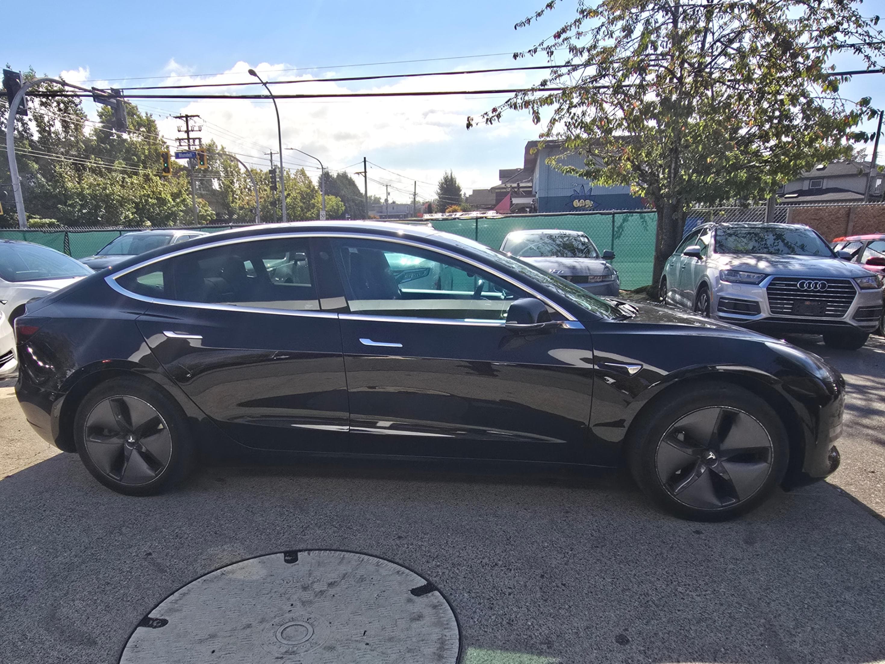 2019 Tesla Model 3 Standard Range RWD *Ltd Avail* thumbnail 7