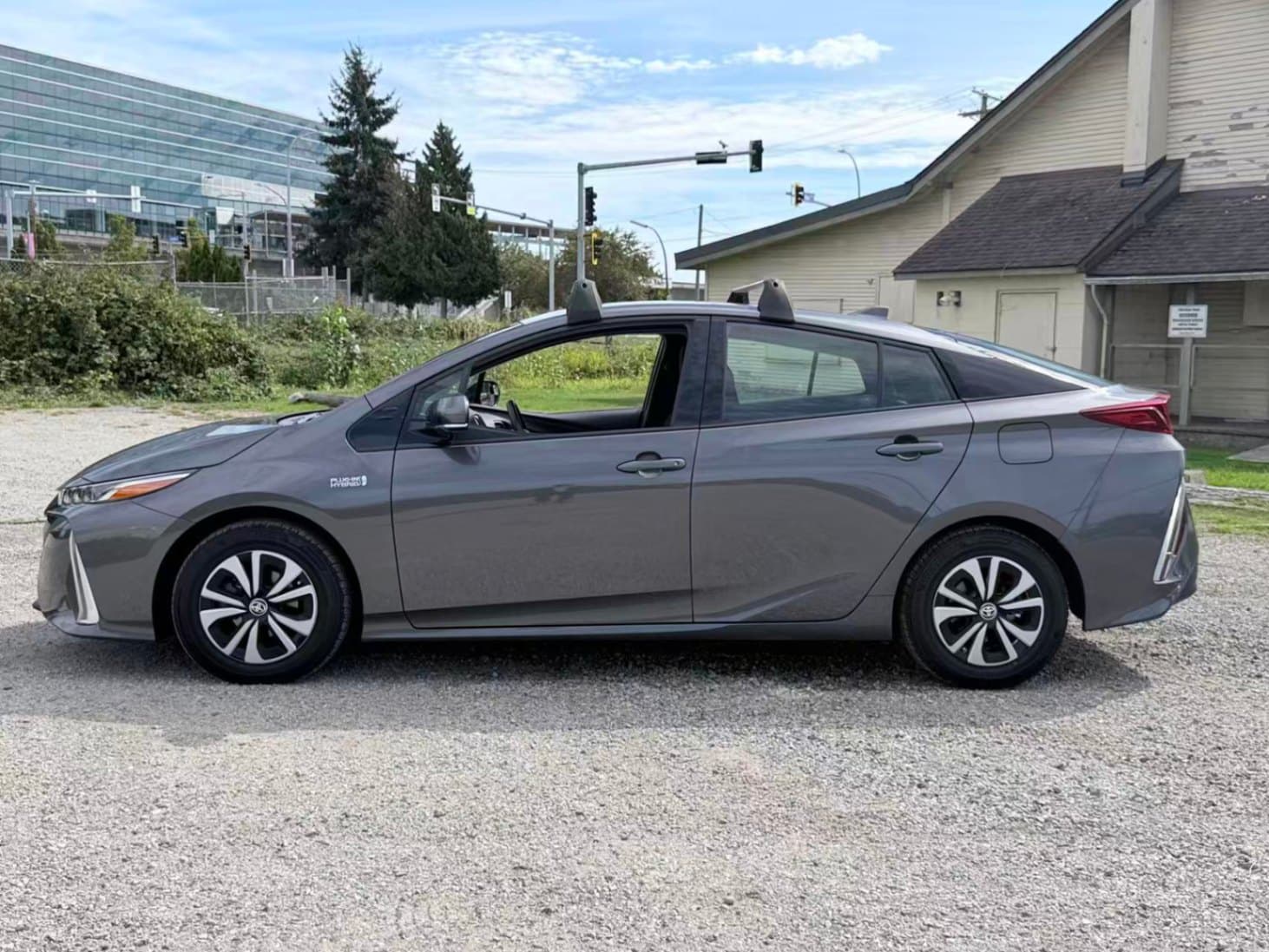 2019 Toyota Prius Prime Auto/ CLEAN TITLE/ BC LOCAL thumbnail 8