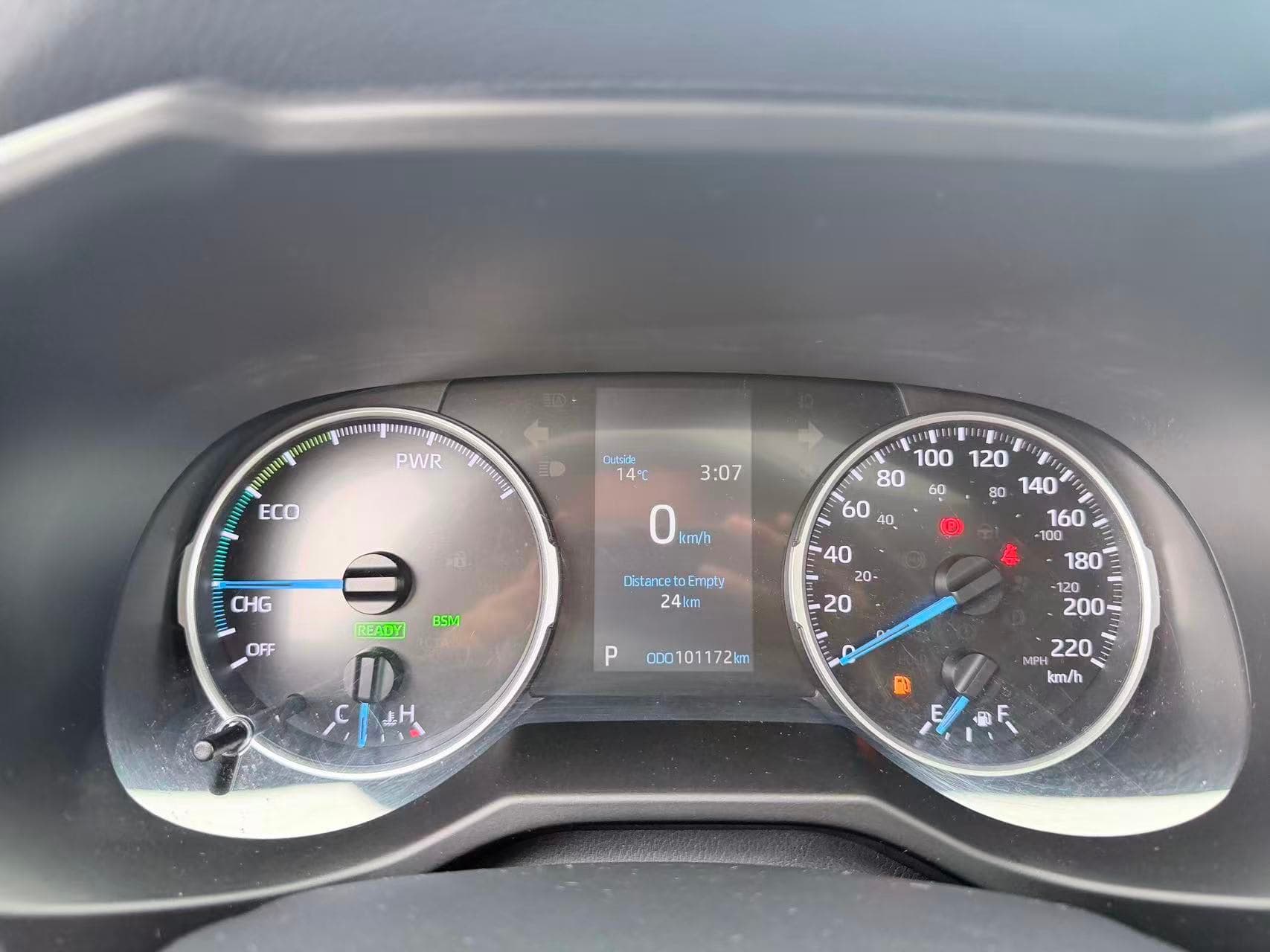 2019 Toyota RAV4 AWD Hybrid XLE/ NO ACCIDENT/ ONE OWNER thumbnail 9