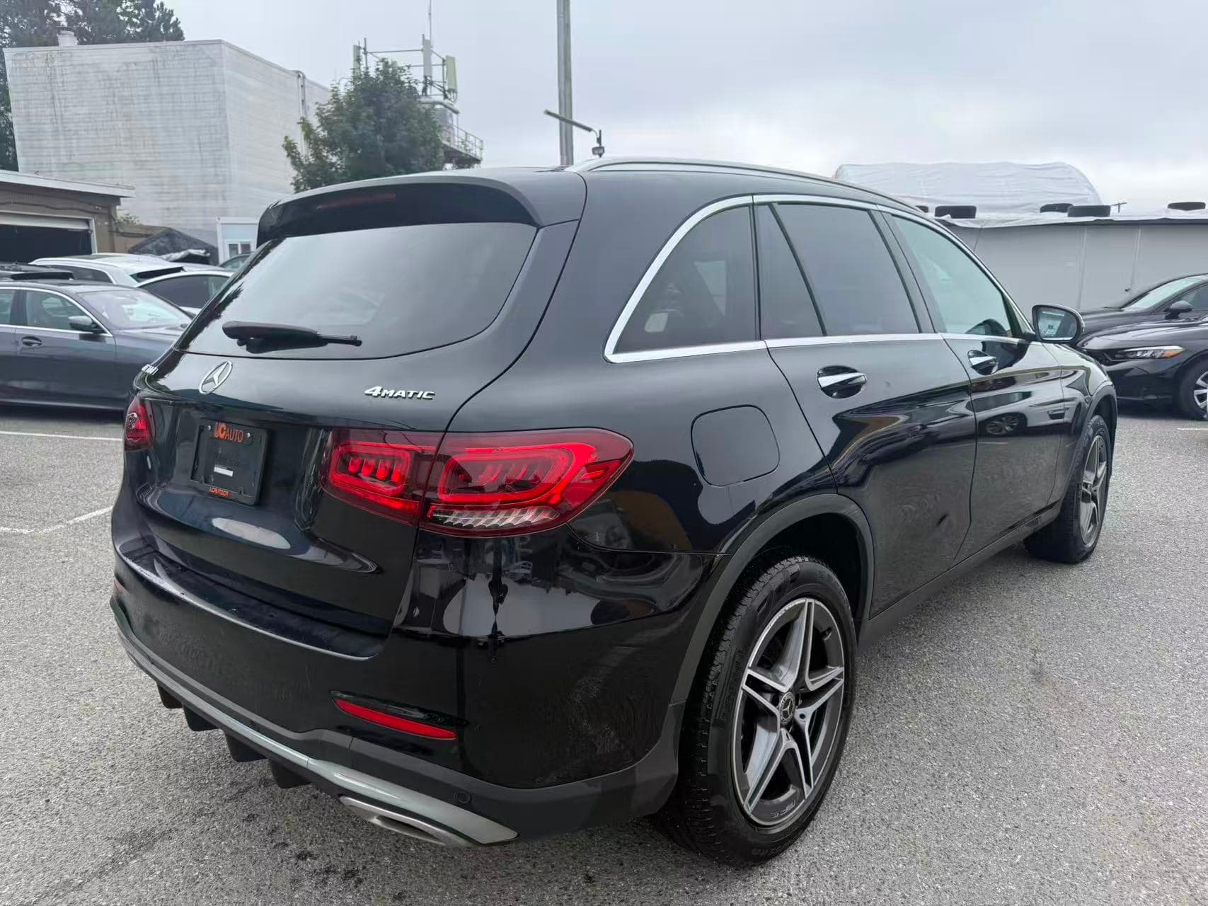 2020 Mercedes-Benz GLC-Class GLC 300 4MATIC SUV No Accidents/ BC Local thumbnail 5