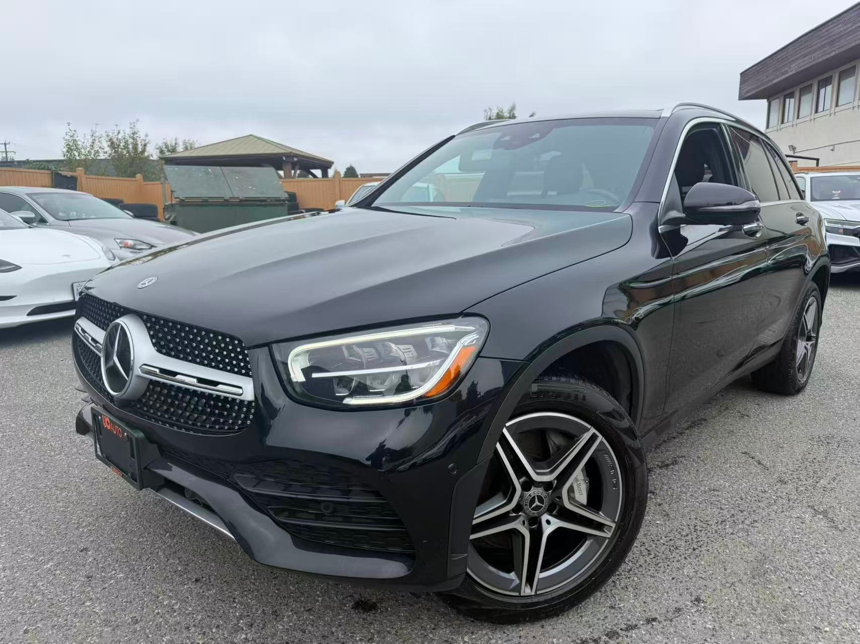 2020 Mercedes-Benz GLC-Class GLC 300 4MATIC SUV No Accidents/ BC Local thumbnail 2