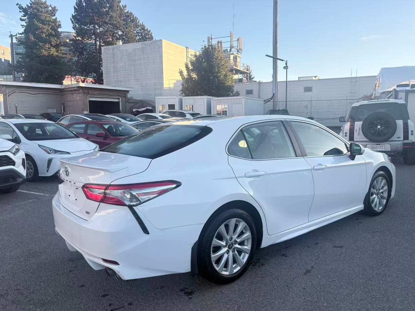 2020 Toyota Camry SE Auto NO ACCIDENTS thumbnail 6