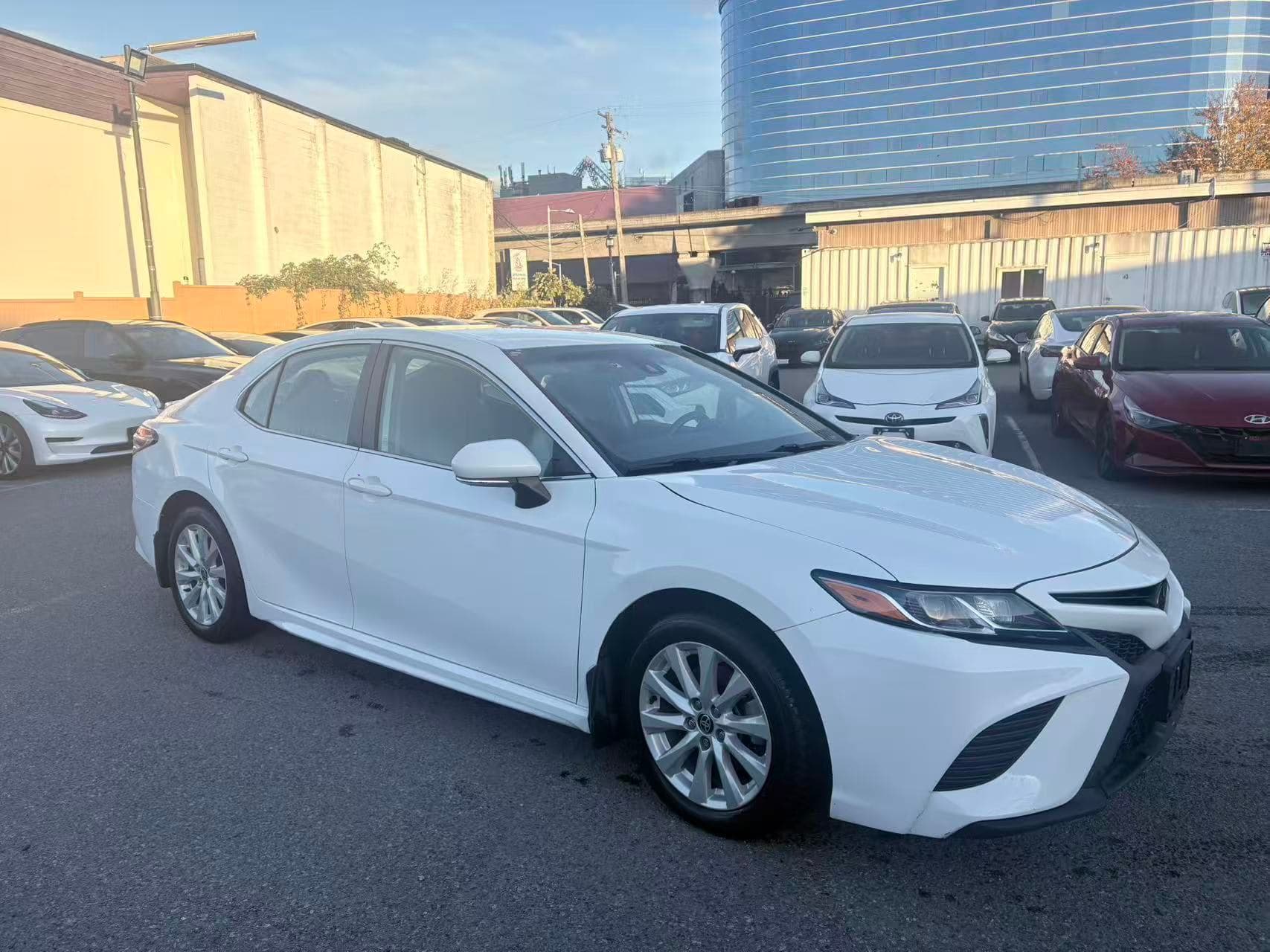 2020 Toyota Camry SE Auto NO ACCIDENTS thumbnail 8