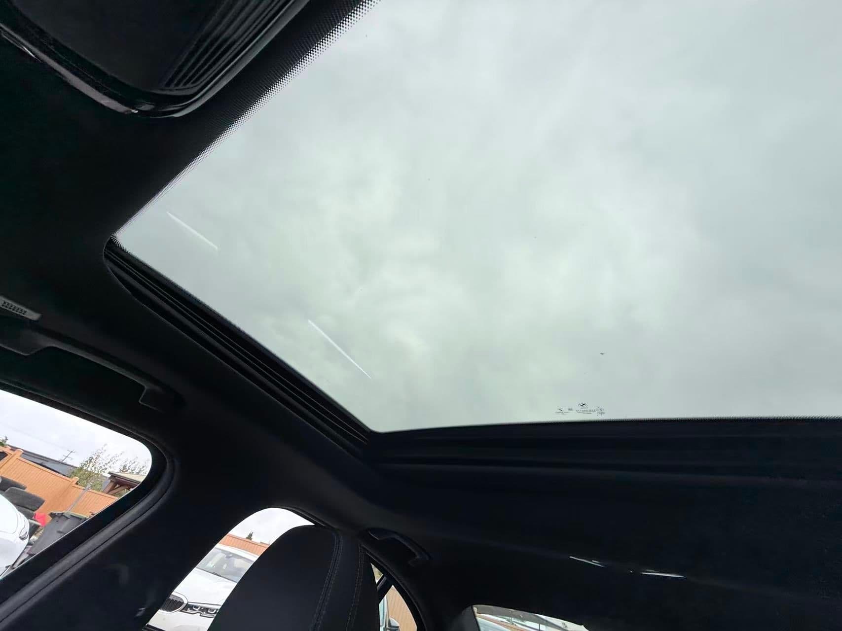 2021 BMW 3-Series 330i xDrive/ NO ACCIDENT/ BC LOCAL/ ONE OWNER thumbnail 17