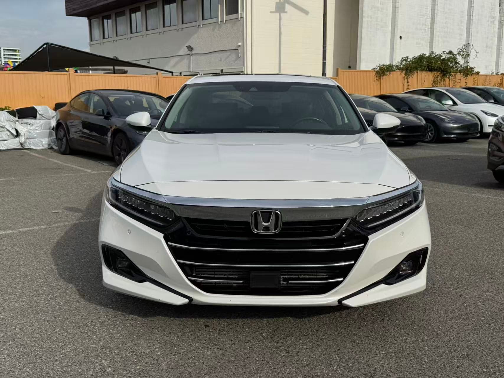 2021 Honda Accord Touring 2.0 Auto CLEAN TITLE thumbnail 9