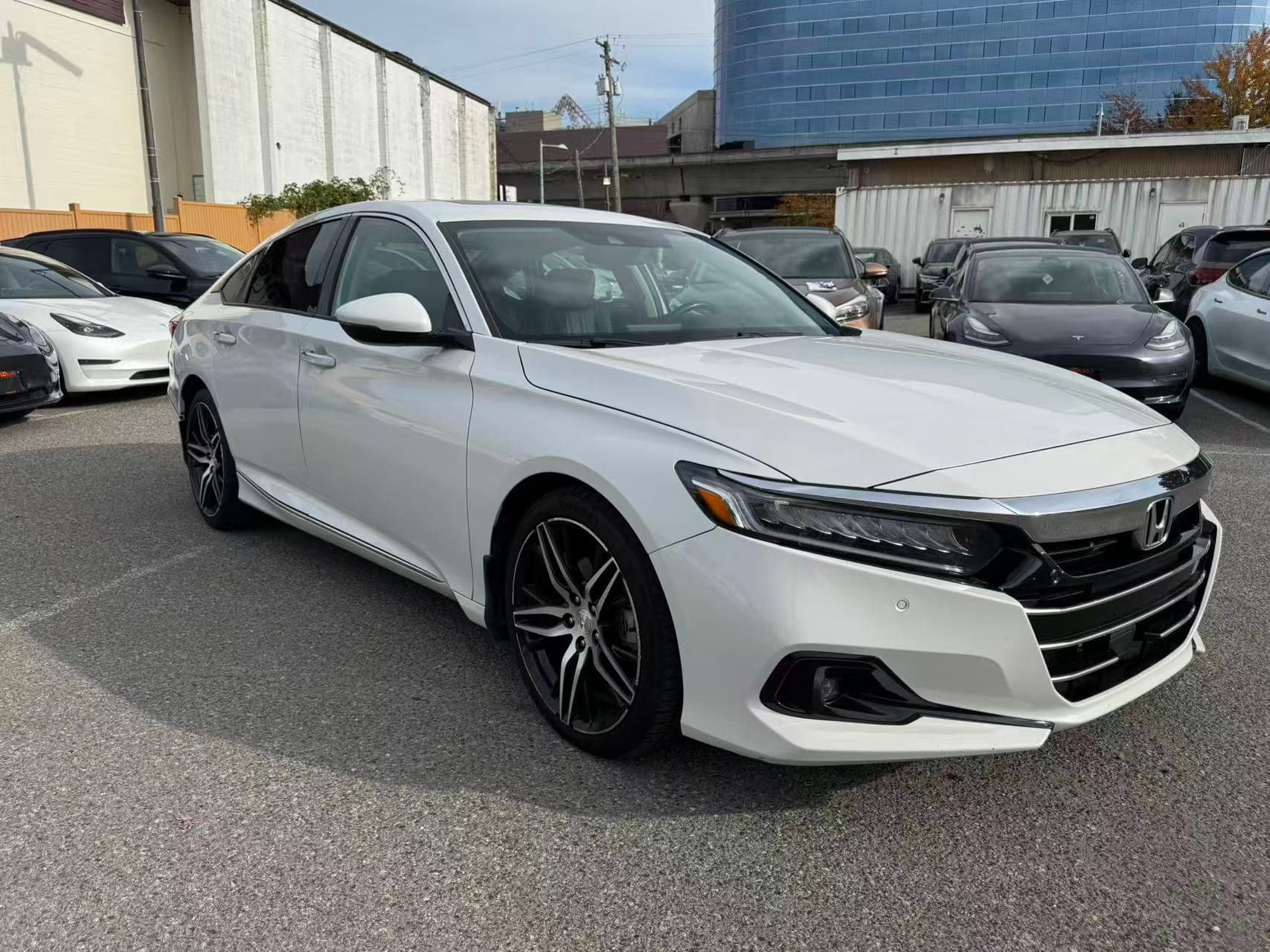 2021 Honda Accord Touring 2.0 Auto CLEAN TITLE thumbnail 8