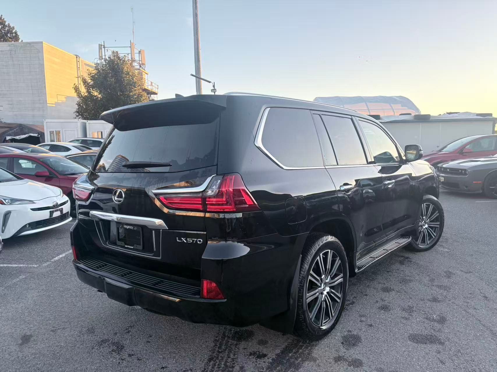 2021 Lexus LX LX 570 AWD Auto NO ACCIDENTS/BC LOCAL thumbnail 6