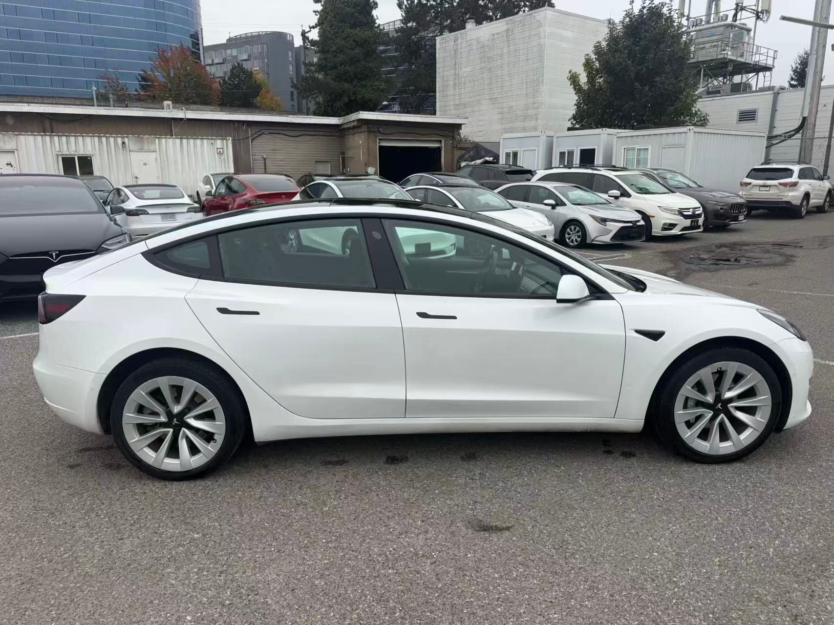 2021 Tesla Model 3 Standard Range Plus RWD CLEAN TITLE/BC LOCAL thumbnail 7