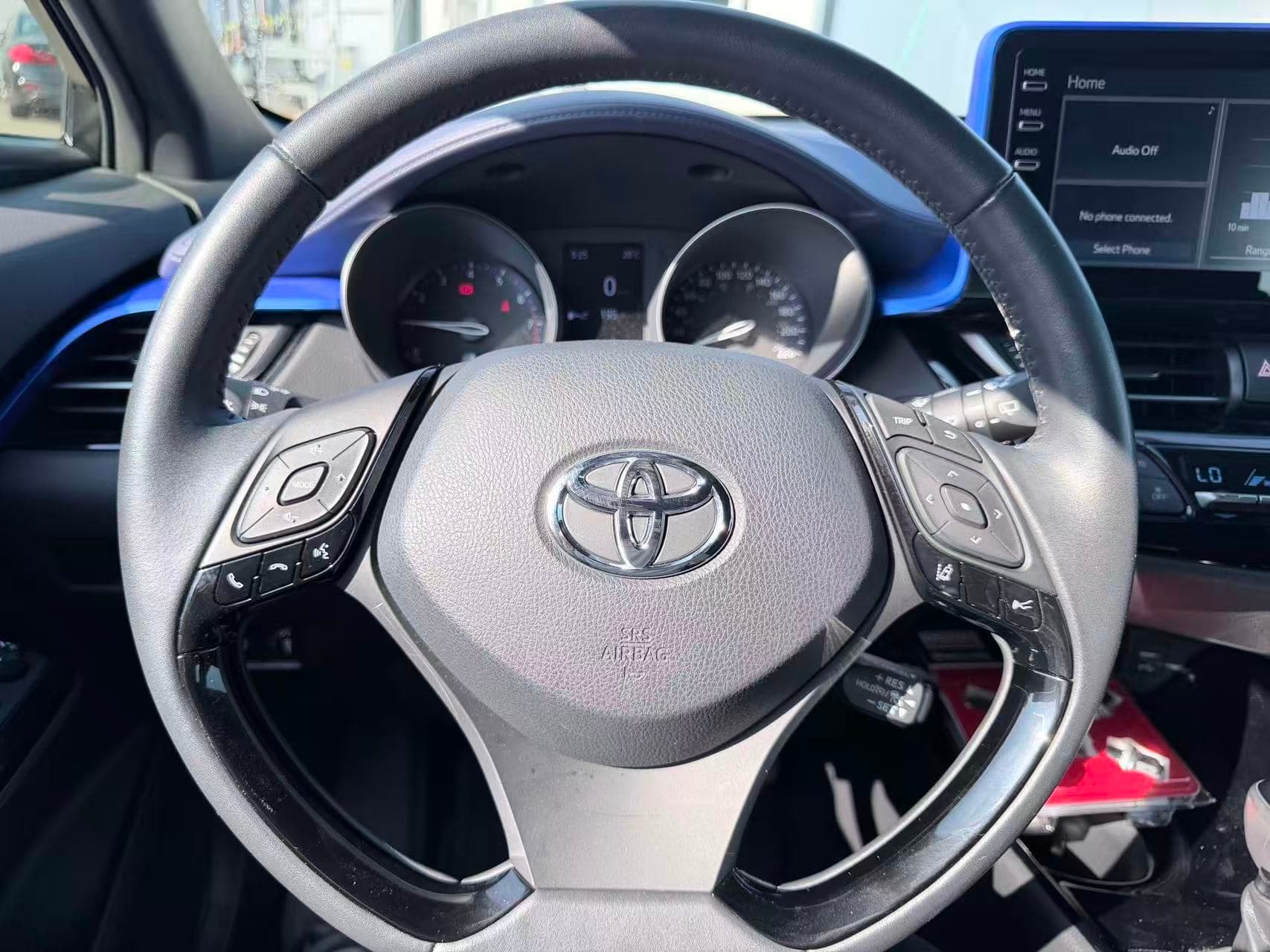 2021 Toyota C-HR LE/ CLEAN TITLE/ BC LOCAL/ ONE OWNER thumbnail 10