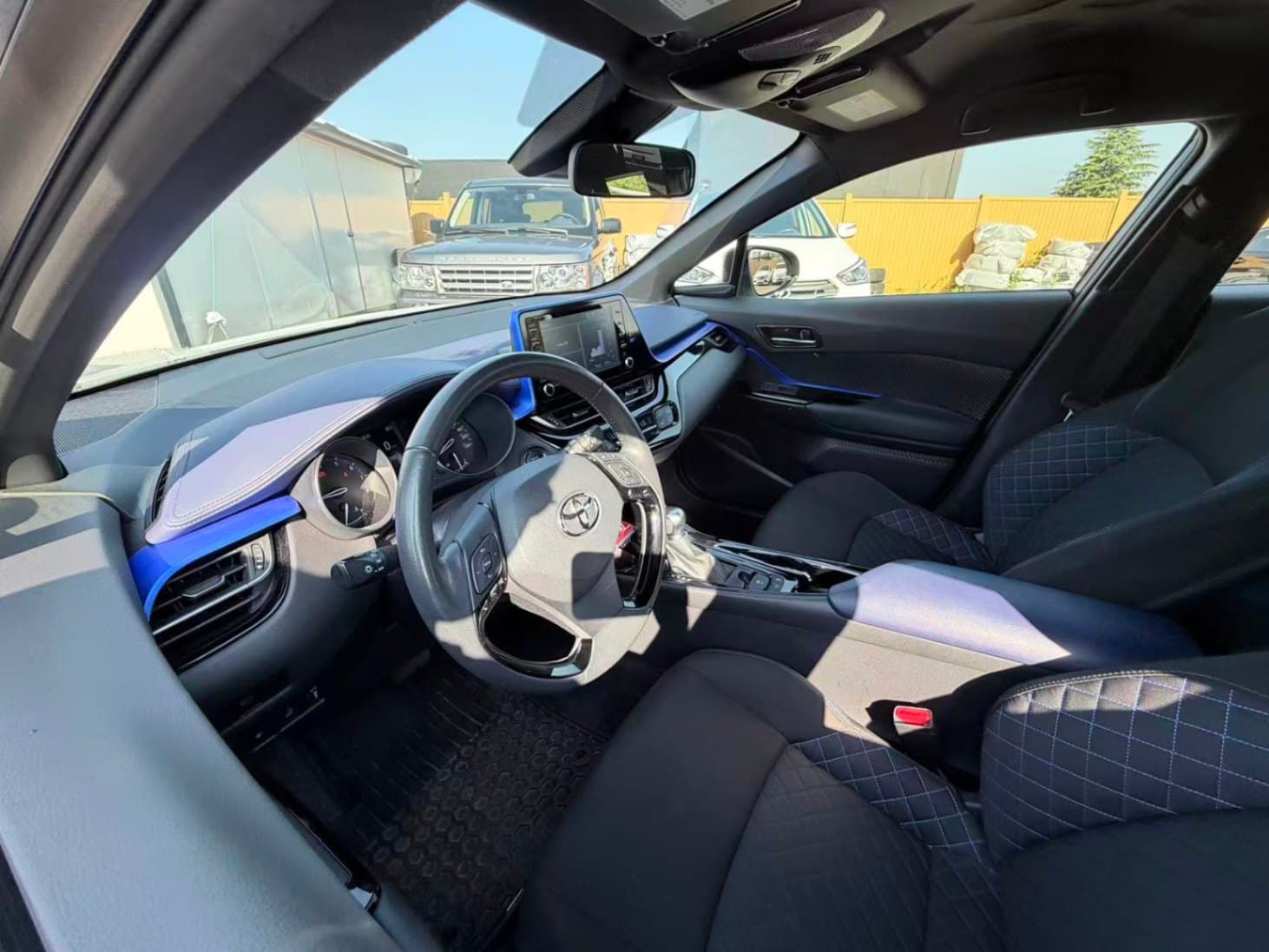 2021 Toyota C-HR LE/ CLEAN TITLE/ BC LOCAL/ ONE OWNER thumbnail 17