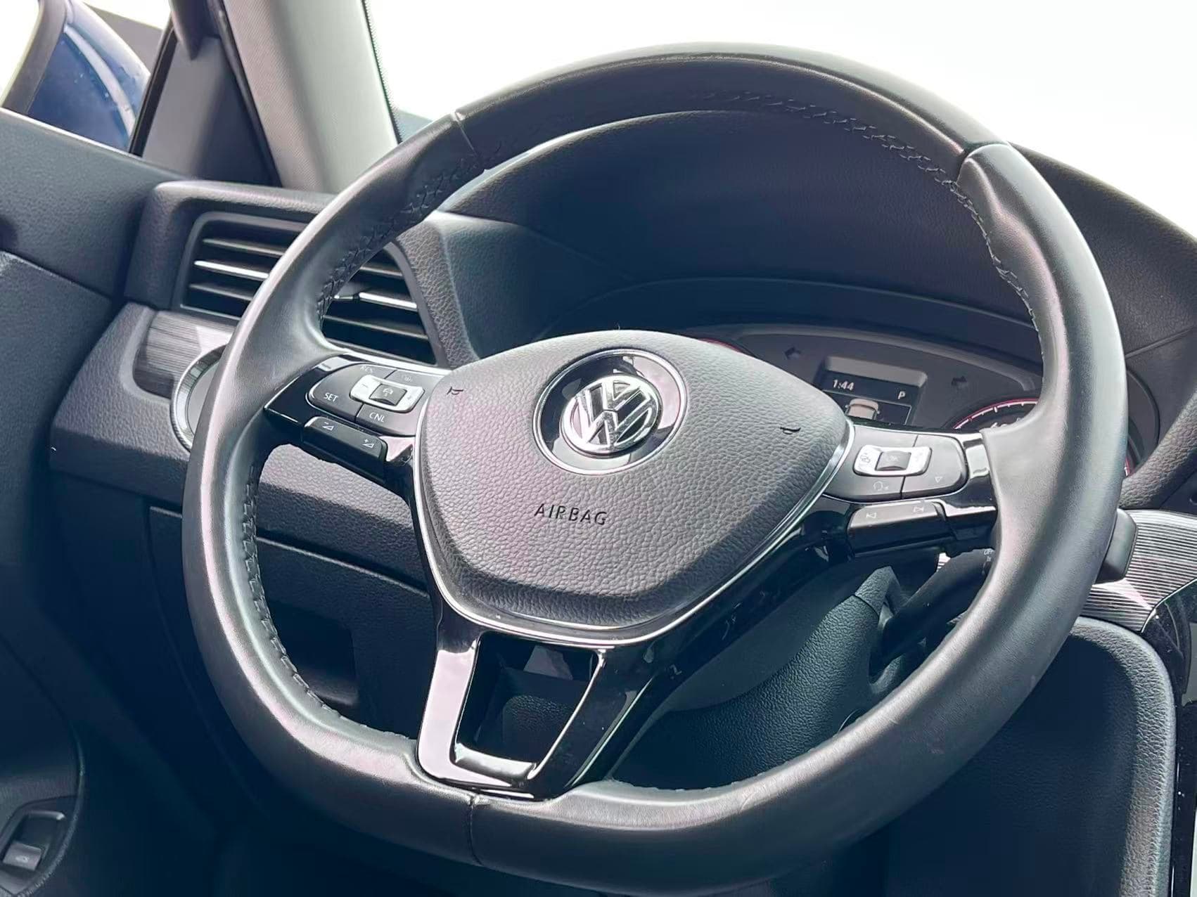 2021 Volkswagen Passat Highline Auto/ NO ACCIDENT/  POWER SUNROOF thumbnail 36