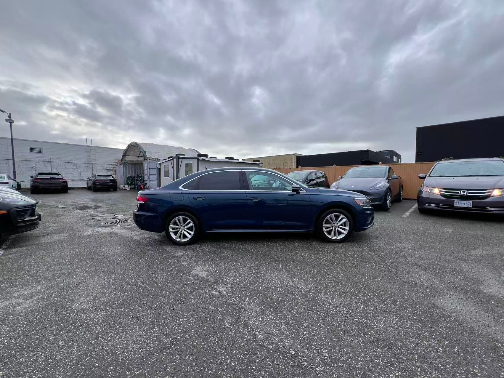 2021 Volkswagen Passat Highline Auto/ NO ACCIDENT/  POWER SUNROOF thumbnail 24