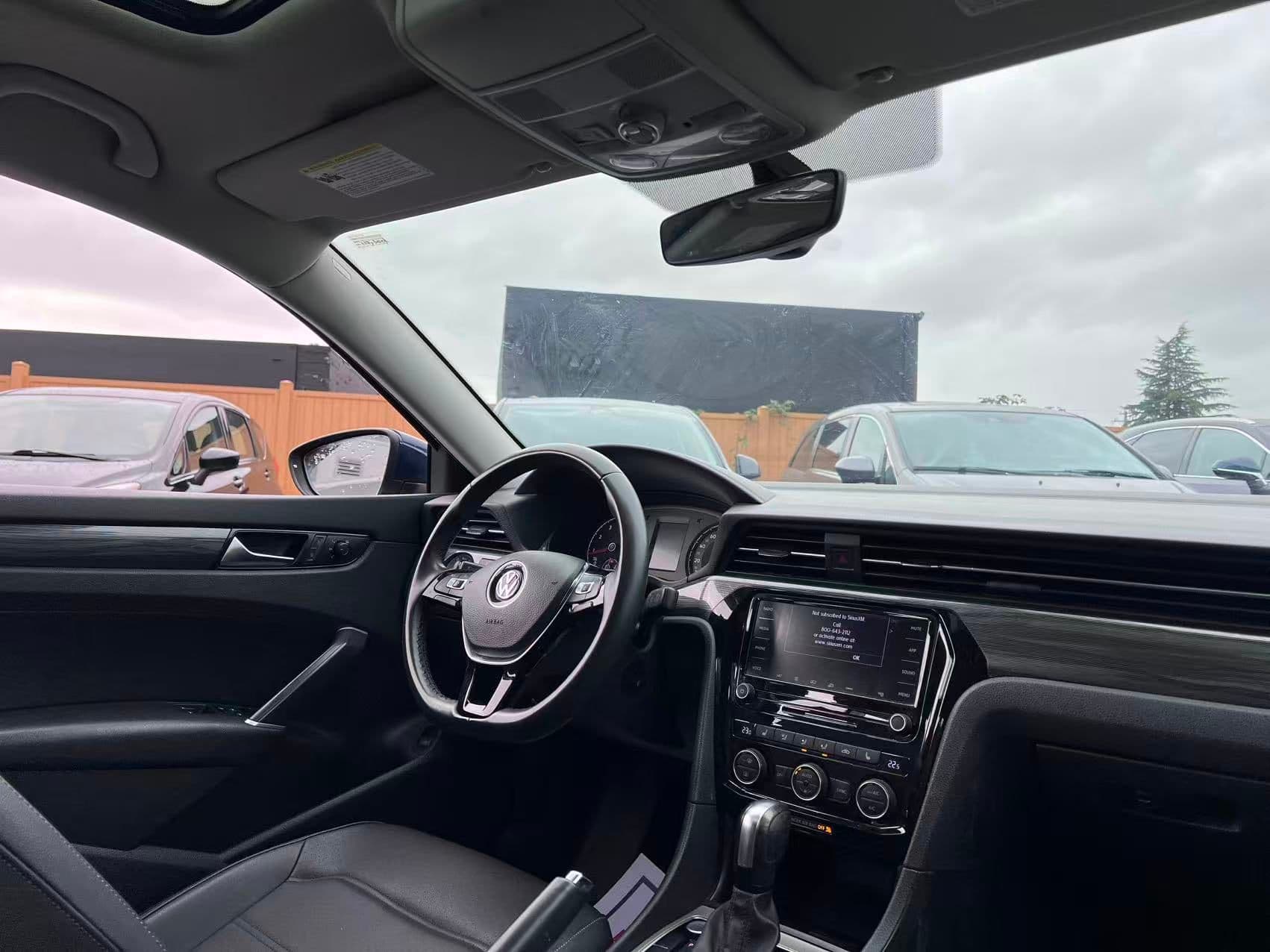 2021 Volkswagen Passat Highline Auto/ NO ACCIDENT/  POWER SUNROOF thumbnail 37