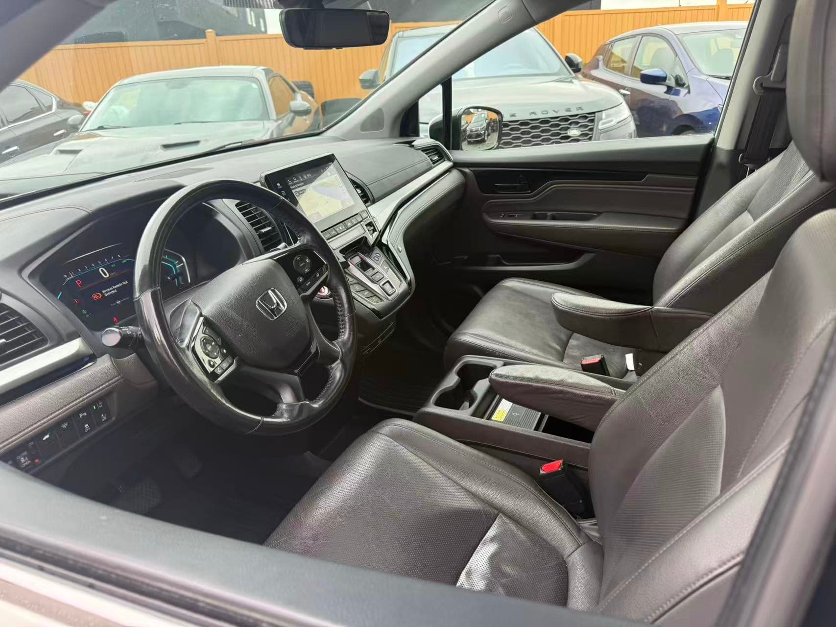 2018 Honda Odyssey Touring Auto thumbnail 14