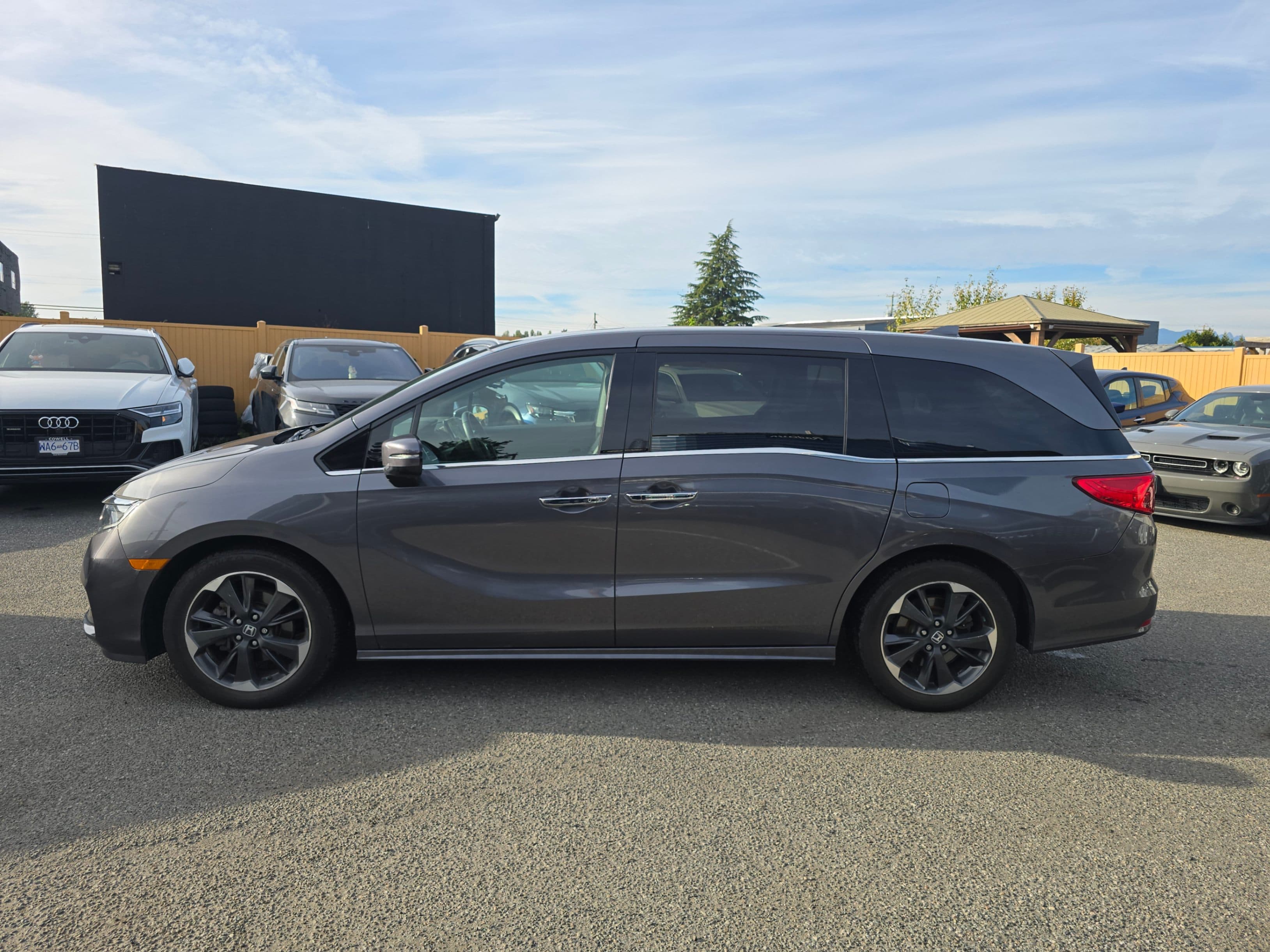 2022 Honda Odyssey Touring Auto No Accidents/BC Local thumbnail 3