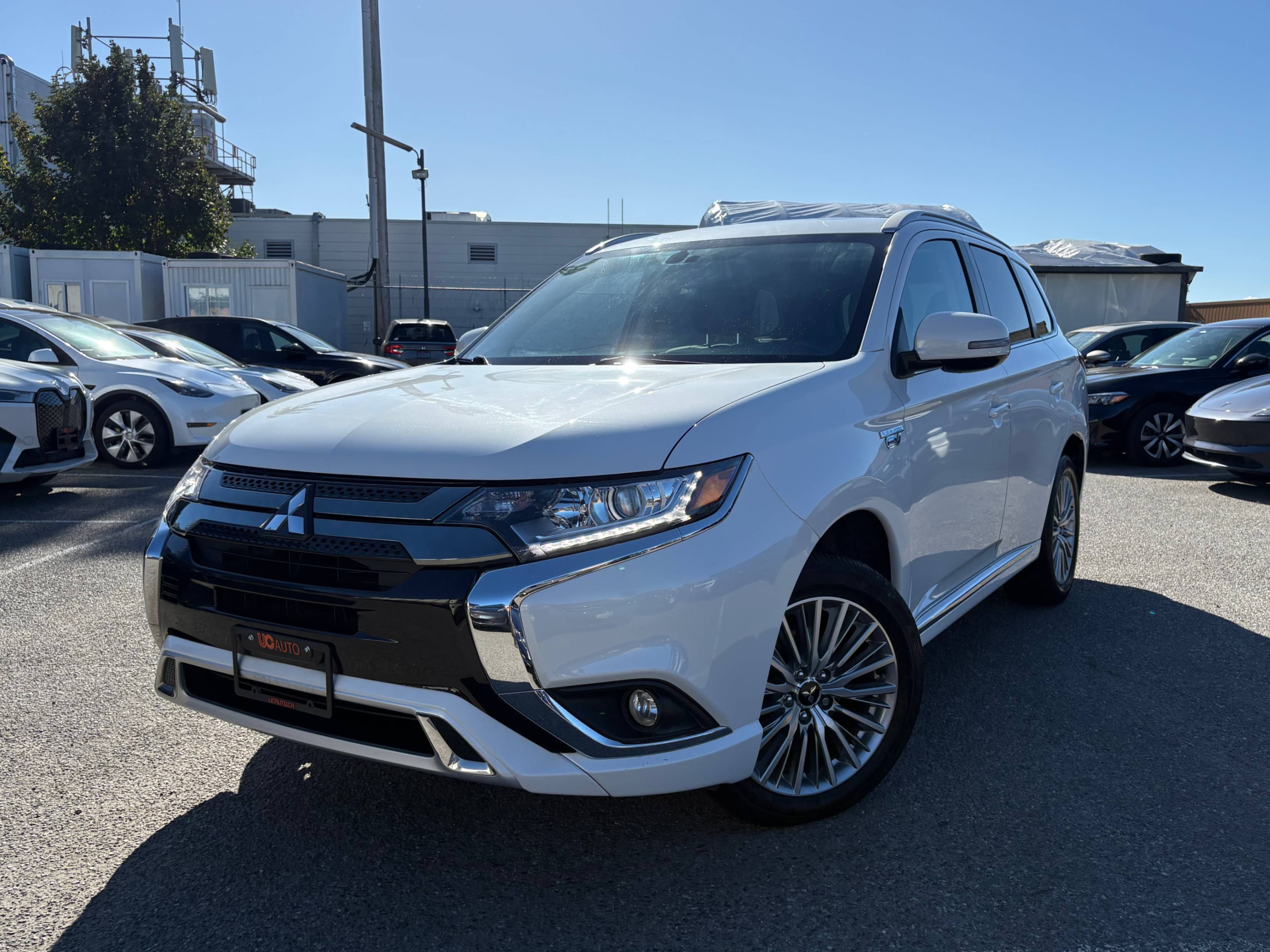 2022 Mitsubishi Outlander PHEV SE S-AWC NO ACCIDENTS/BC LOCAL CAR thumbnail 2