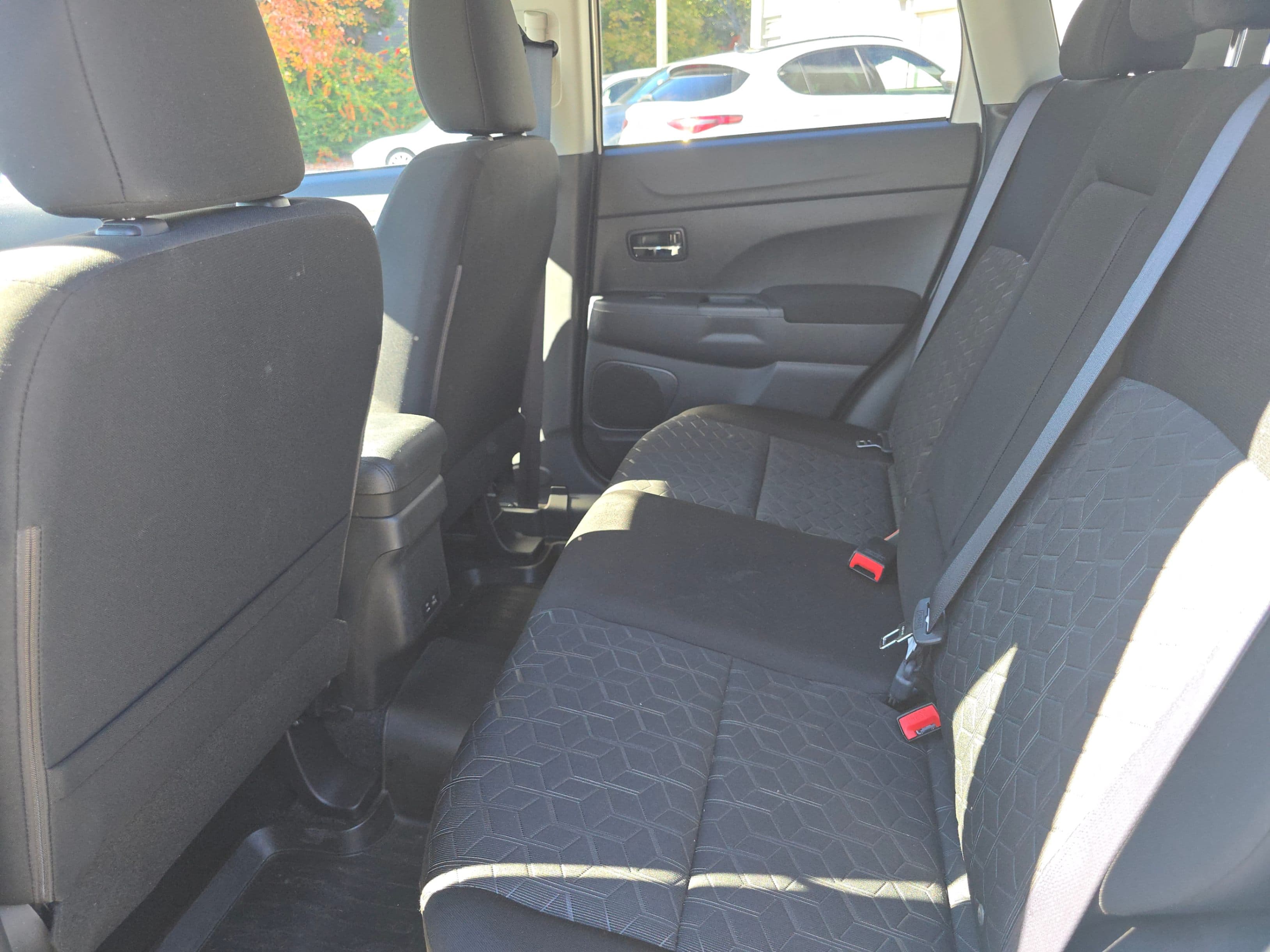 2022 Mitsubishi RVR SE AWC Clean Title, BC Local thumbnail 13